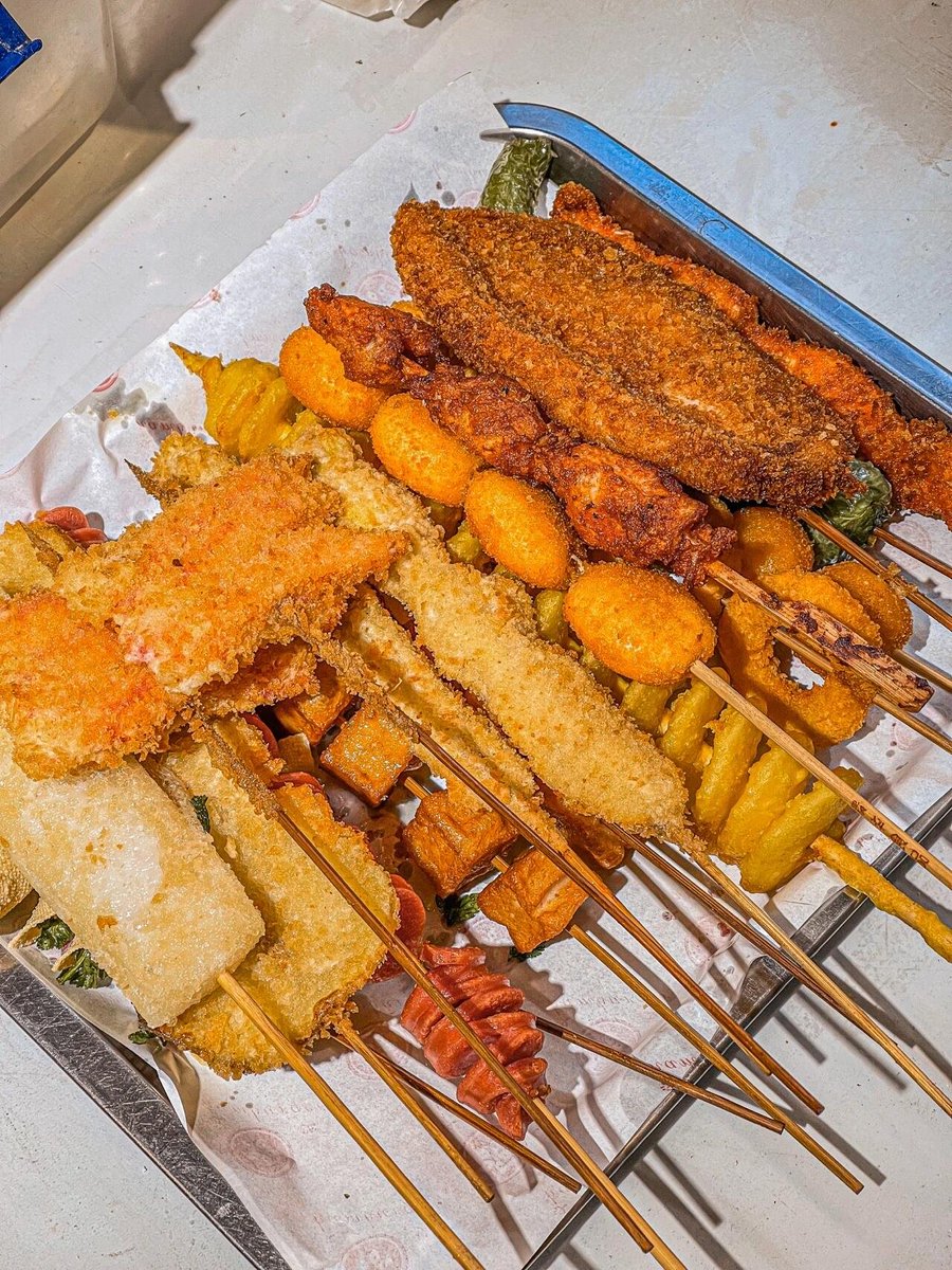 jbsteal's tweet photo. Craving late-night street snacks Look at this crispy fried potato skewer with spicy cumin seasoning—perfect for a chilly evening!， https://t.co/JjMtoyrAd8