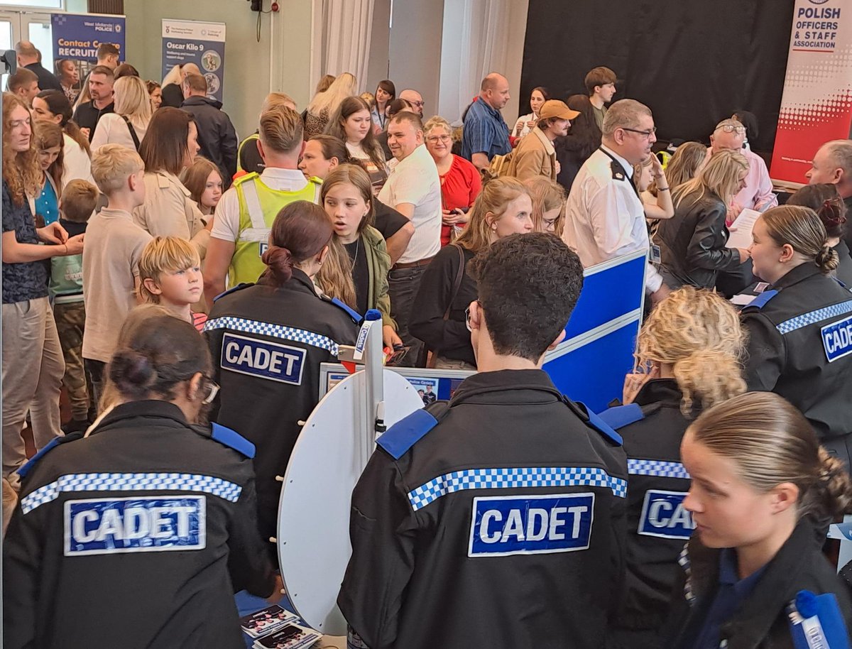 WestMidsPCC's tweet photo. A fantastic day was had in #Coventry recently as @SimonFosterPCC joined @CoventryPolice &amp; @CadetsWMP for their engagement event with the Polish community 🇵🇱 😃

For more about the wonderful Cadets scheme for 13-17 year-olds, email: cadets@westmidlands.police.uk https://t.co/GbPqGna244