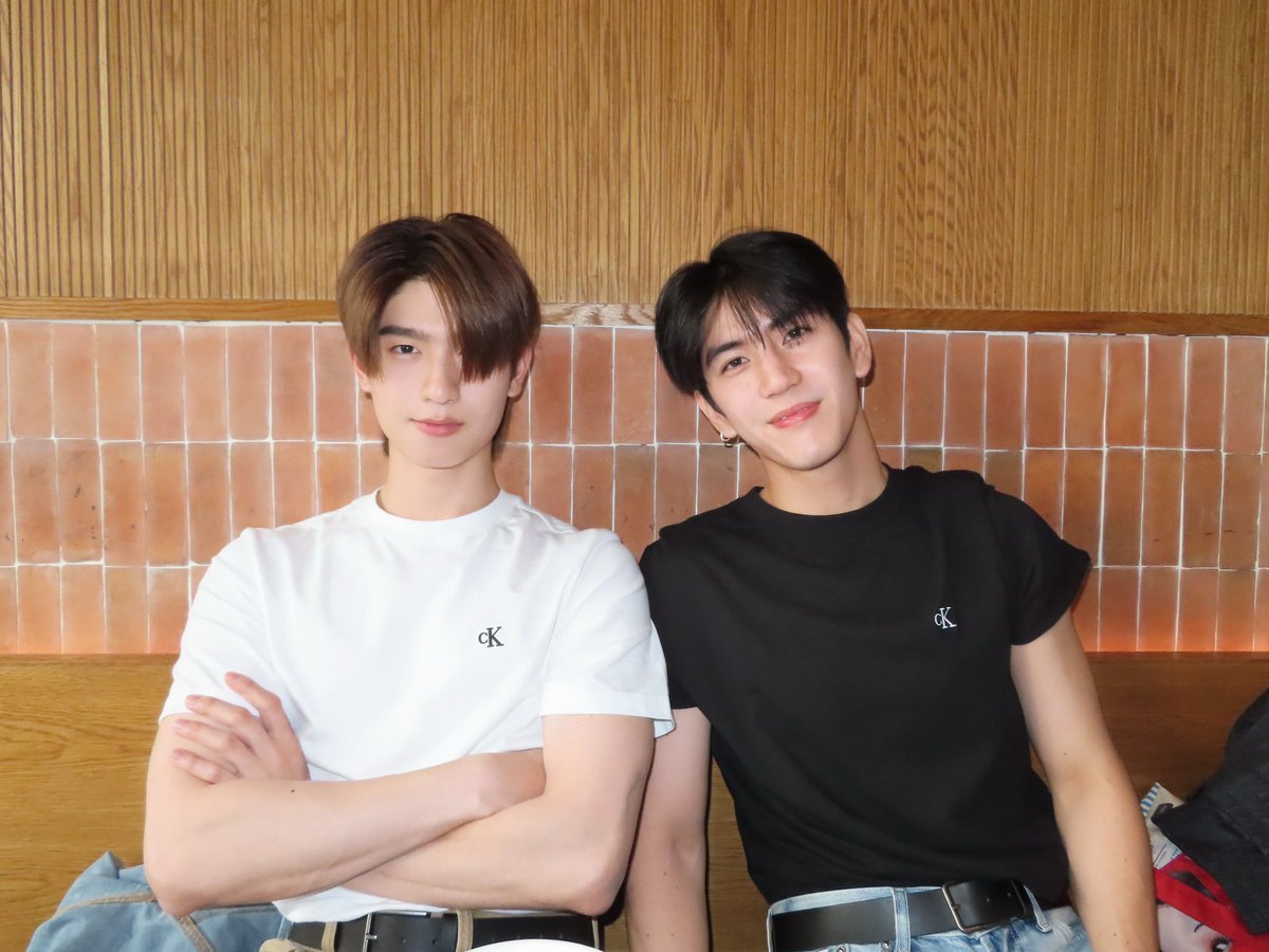 rainbowrkives's tweet photo. ck boys! https://t.co/UljCmLmZtn