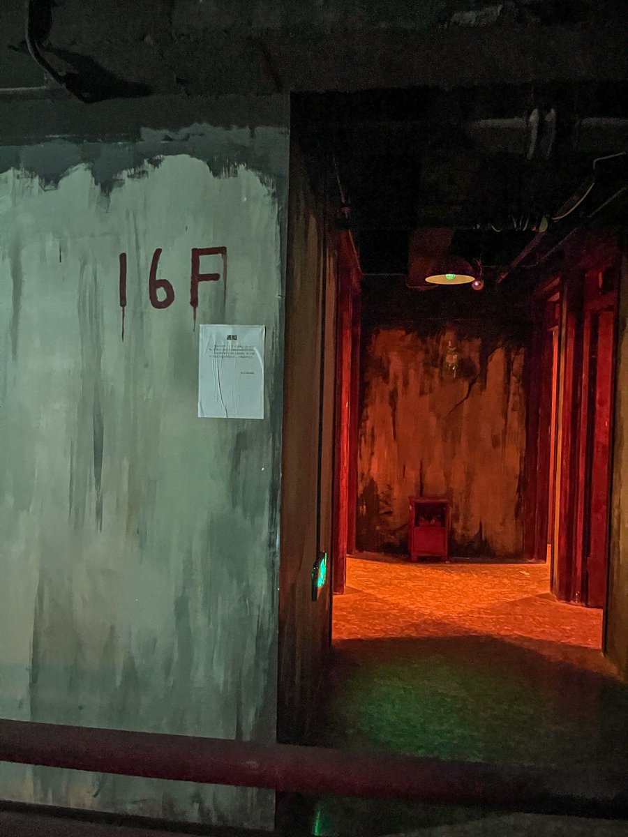 Heat_bandy's tweet photo. Just finished an amazing murder mystery dinner party with friends! The twists, clues and character interactions kept us guessing all night  Totally planning another round soon! https://t.co/1cw710V0aK
