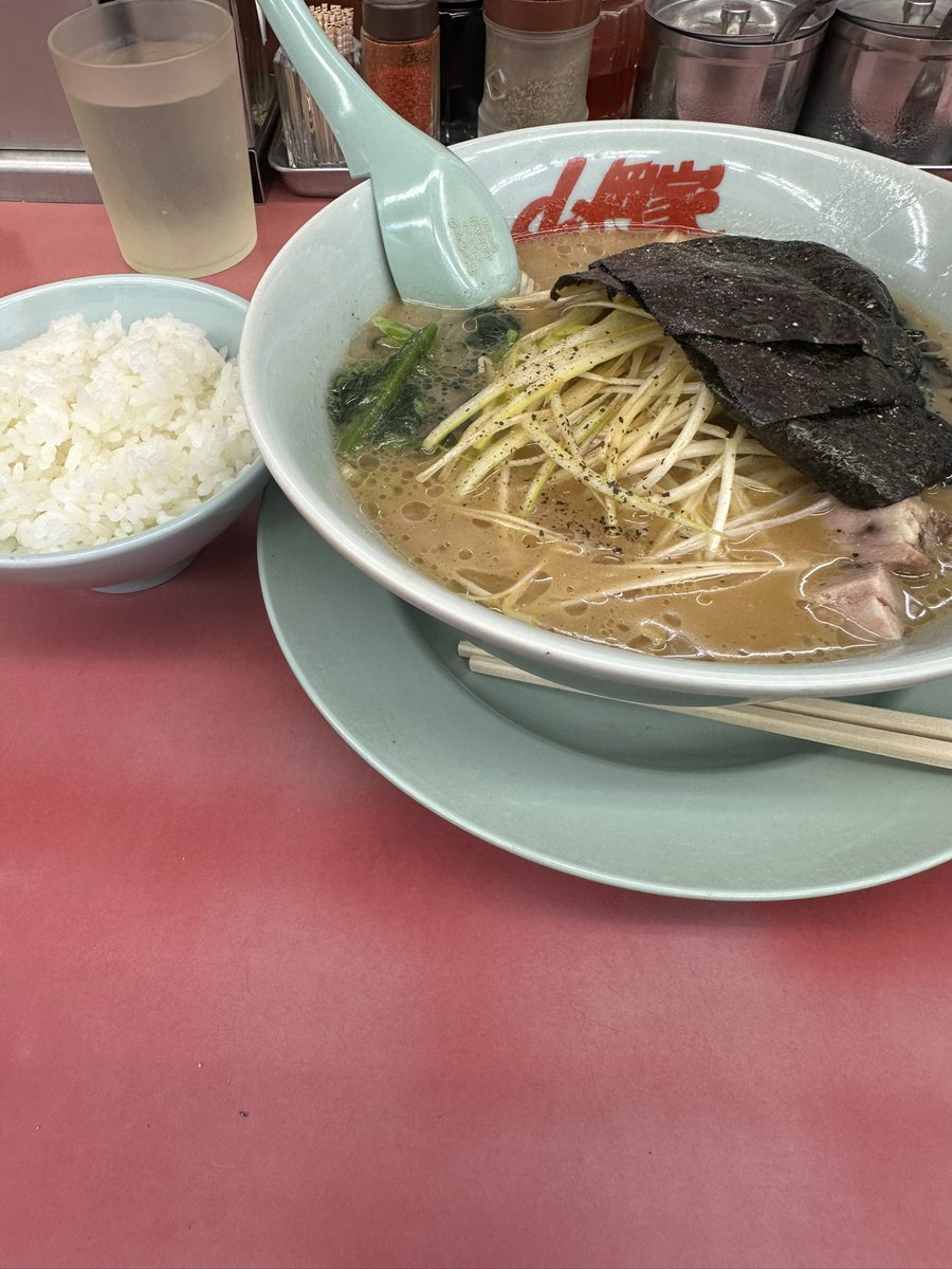 tyantyanban's tweet photo. 名古屋から1号線で東京に帰る時、2回に1回くらい誘惑に負ける🥹笑

今週、もう一回名古屋あるから次は負けない✌️ https://t.co/Q3eVM9Q2Kf