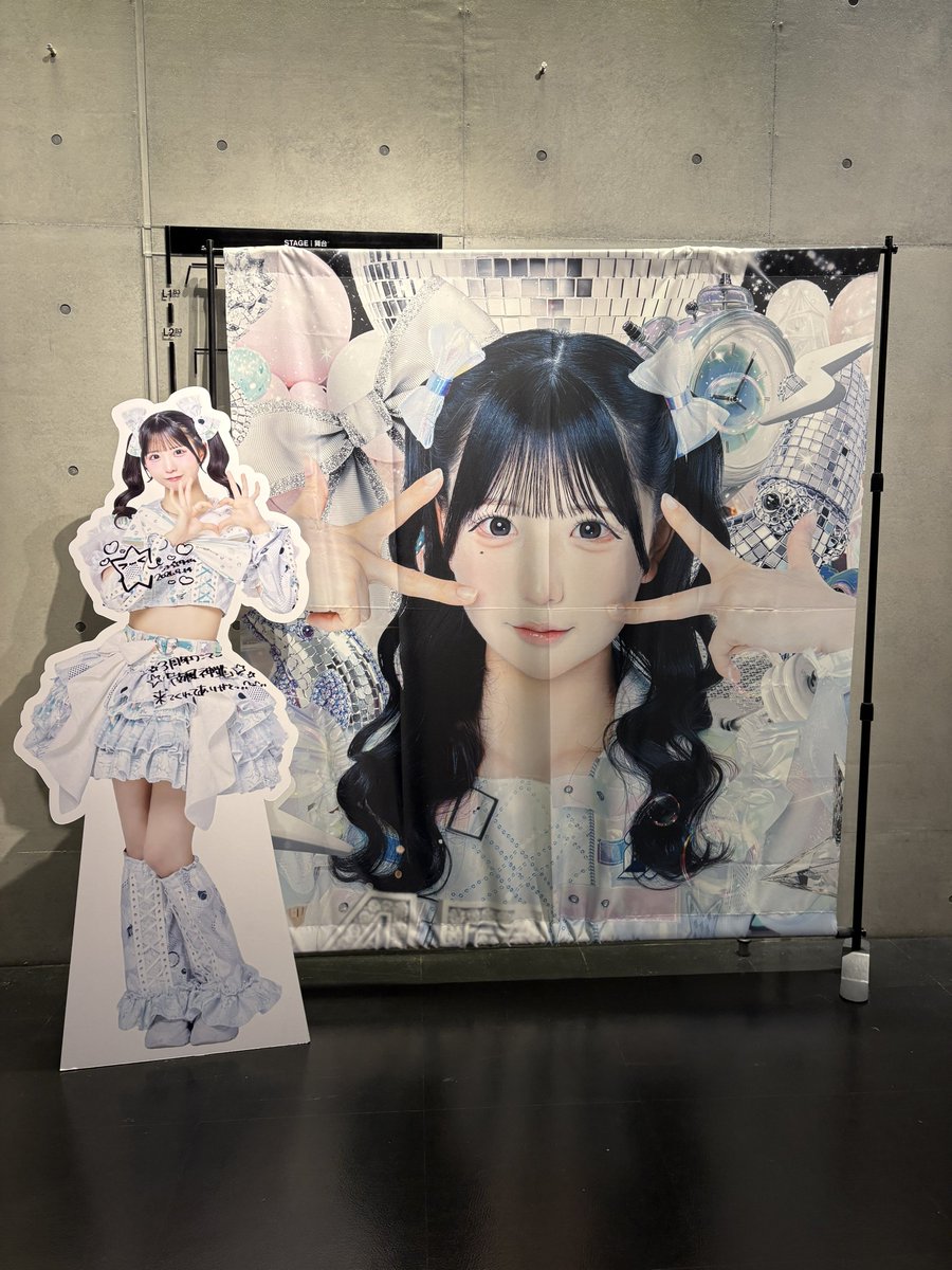 SSS_kekkon's tweet photo. 金無しの為招待で色んな所お邪魔してました🙏🏻
仕事始めたらまたみおさん会いに行きますね、、

なんやかんやポンコツ初見だったんだけど��ても楽しかった。ライブ前と後で推しが変わりました。ჱ̒ ᴖ⩊ᴖ ） https://t.co/fTeexdIh19