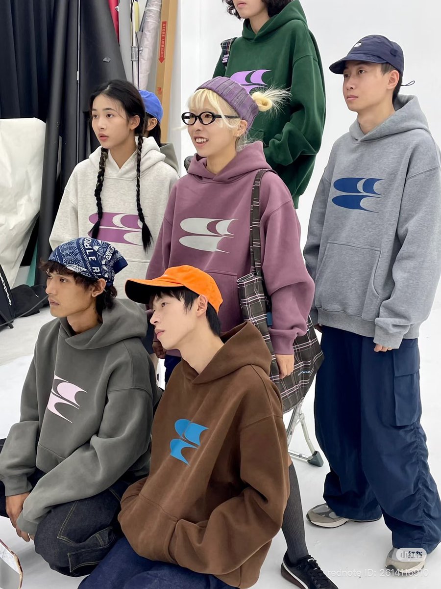 31sundae's tweet photo. ( SALE 🩷 ) cryingcenter logo hoodie 

ฮู้ดดี้รุ่นโลโก้ classic ตัวละ 890.- จัดส่งฟรี
( มัดจำ 400 ) รอบนี้ได้ราคาน่ารักมากค่า 📢

สินค้าพร้อมส่งในจีน , ไซส์เริ่มเหลือน้อยนะคะ
#cryingcenter #พรีออเดอร์จีน https://t.co/dg6DfneGIx