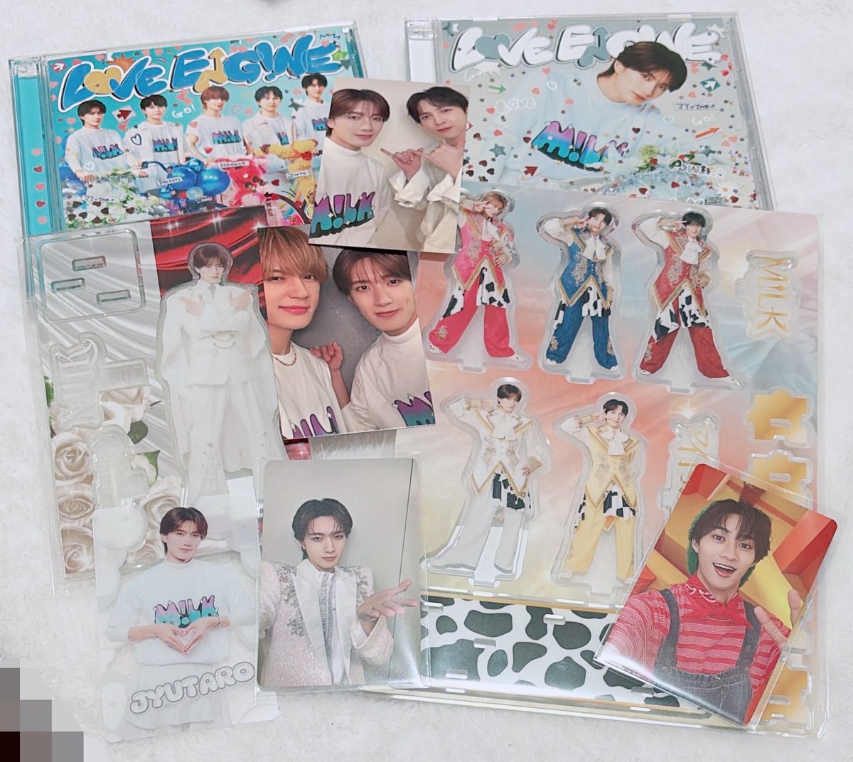 yuui620's tweet photo. ビクターさんから届きました！！
推しが出てびっくりしてる笑
#ラブエンジン  #MILK https://t.co/fva57fzBMF