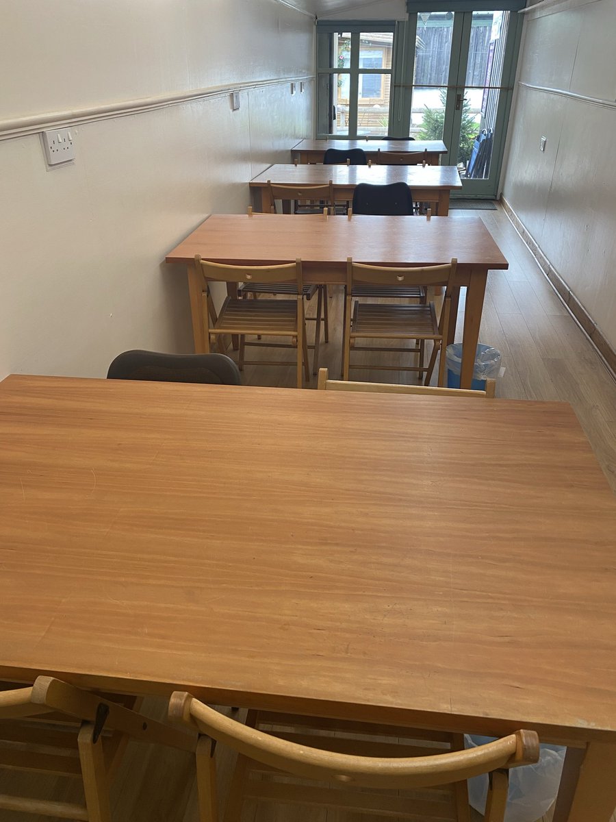 CreativityStore's tweet photo. Do you run a Local Craft Group ? 

Call 01384 221554 for more information 

#CraftRoom
#MountainAshCrafts
#CraftGroup https://t.co/h1tbUJZn1J
