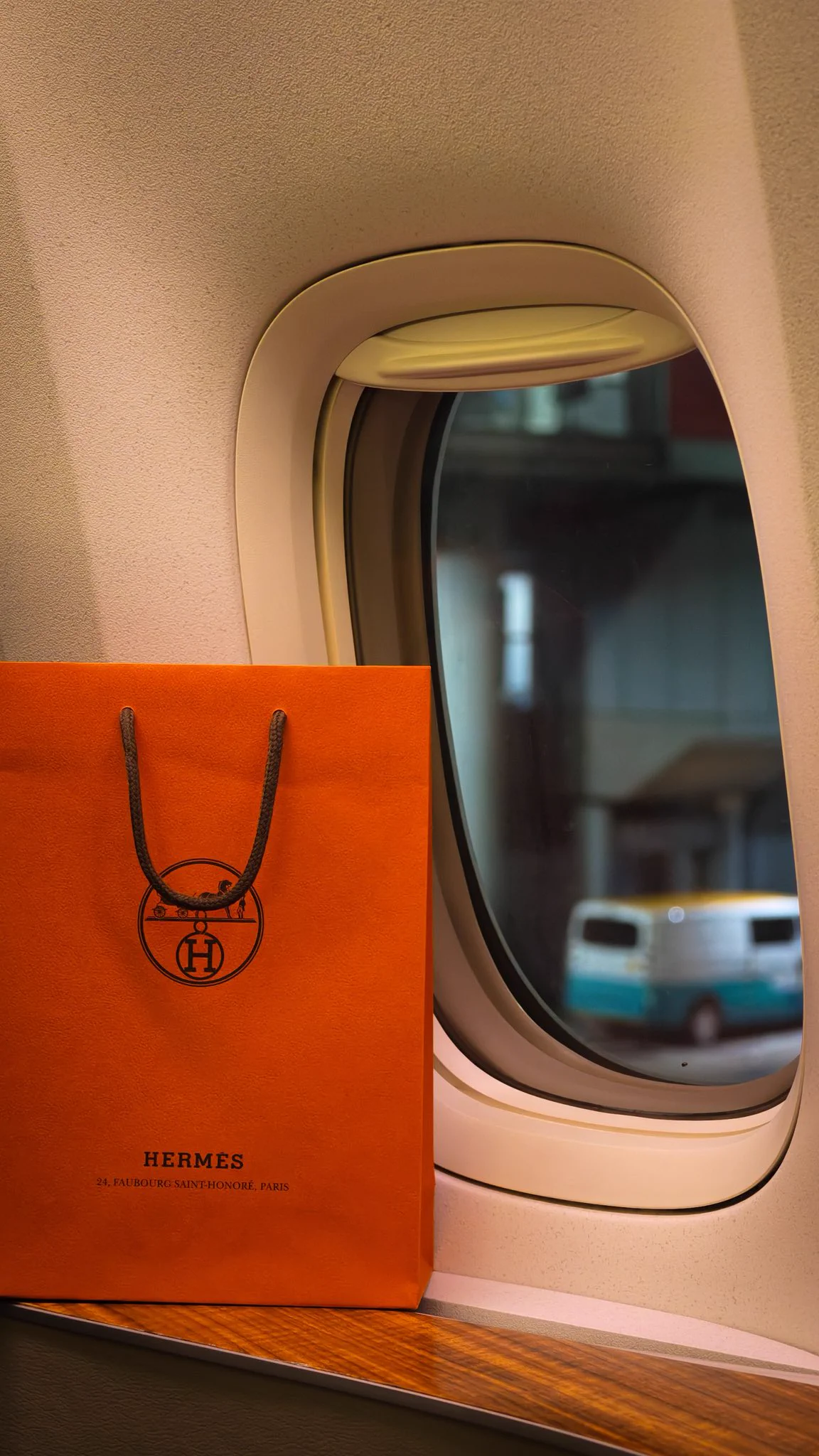 diptyque ファーストクラストラベルポーチ 2点セット diptyque ファーストクラストラベルポーチ 2点セット あめくろ on X: