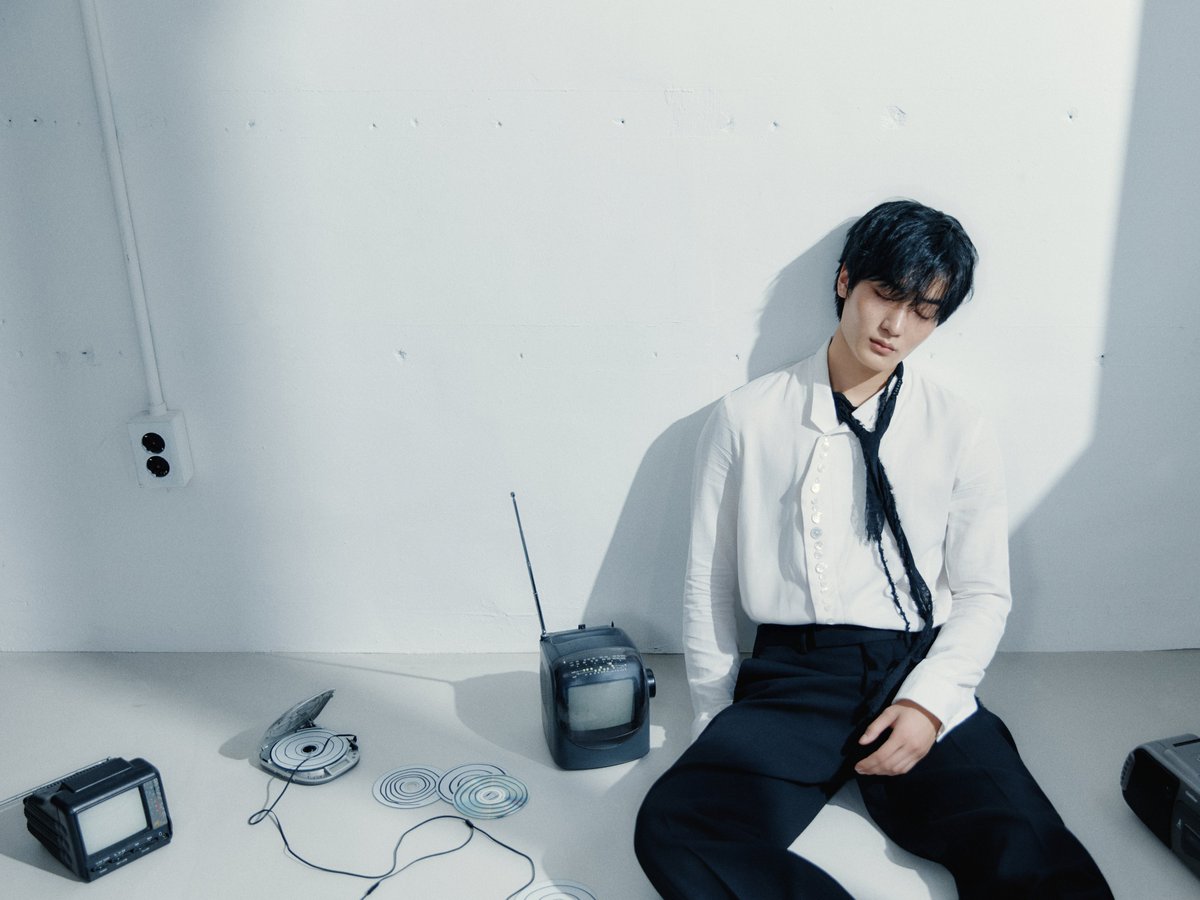 CRAVITYstarship's tweet photo. CRAVITY EP [sonorous]
CONCEPT PHOTO Echo ver.🔉

#TAEYOUNG #태영 

2026. 09. 30 WED 6PM (KST)

#CRAVITY #크래비티
#sonorous
#LOUDER https://t.co/q5hfL75bDQ