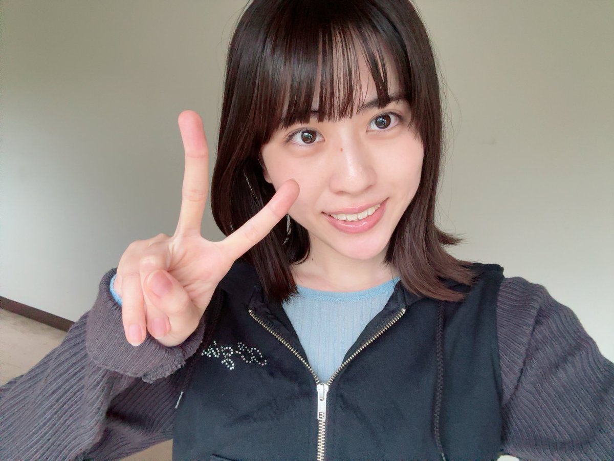 kokoro_toba's tweet photo. 皆さん~!!
明日9月17日20:00～初のインスタライブです🫶🏻
一緒にお話しましょう✨ ✨ https://t.co/3VXGWrJm1d