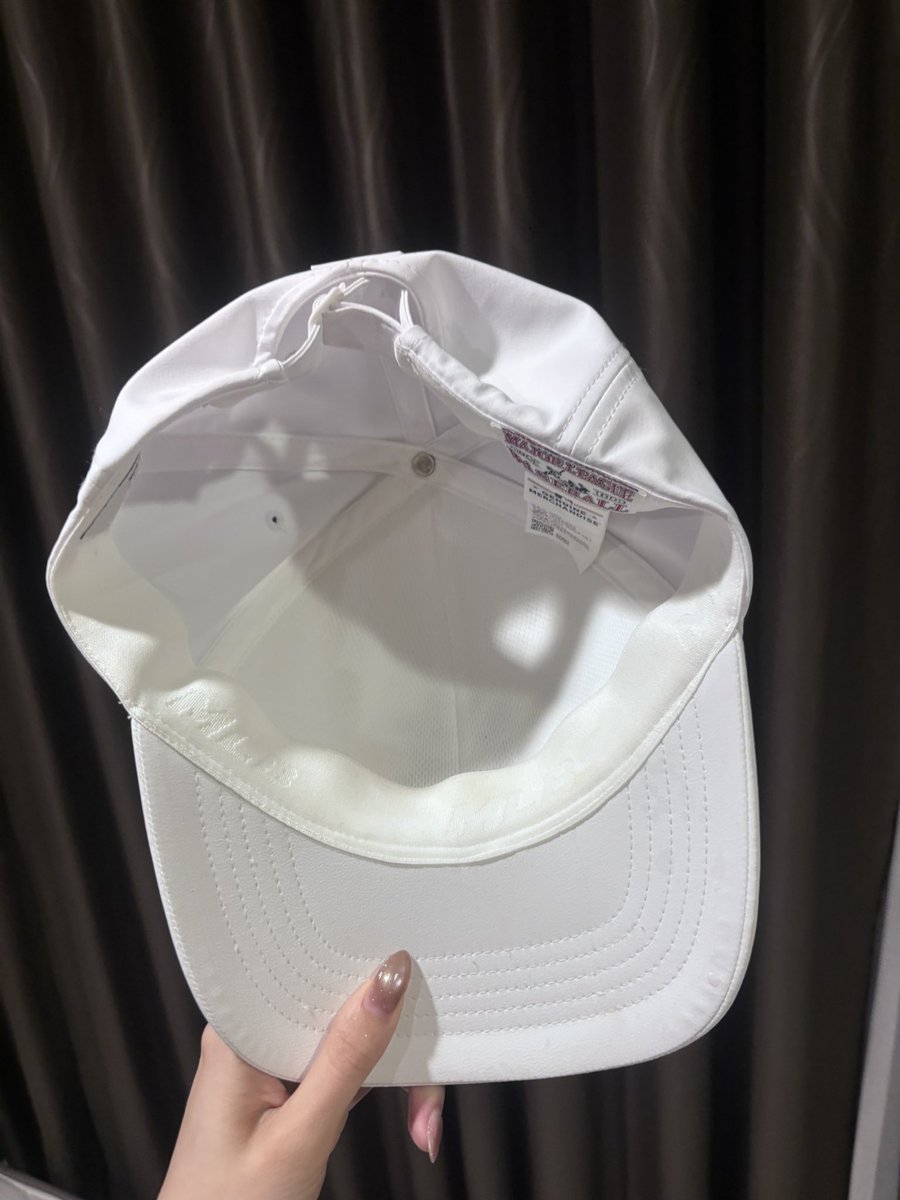 iilyppurple's tweet photo. MLB Basic Sportive Structured Ballcap รุ่น 3ACPB336N 50WHS สีขาว ใส่ 2 ครั้ง ใส่น้อยมาก(แต่เป็นusedขอคนรับได้) สภาพตามรูป เพิ่มเติมได้ค่า ราคาเต็ม 1,490 ปล่อยต่อ 800 รวมส่ง นัดรับตาม Mrt หรือแลกอจ.ได้ค่ามีตัวตนค้าบ #mlb #mlbcap #mlbballcap #หมวก #หมวกmlb #ส่งต่อmlb #ส่งต่อหมวก https://t.co/kJkGeNelVk
