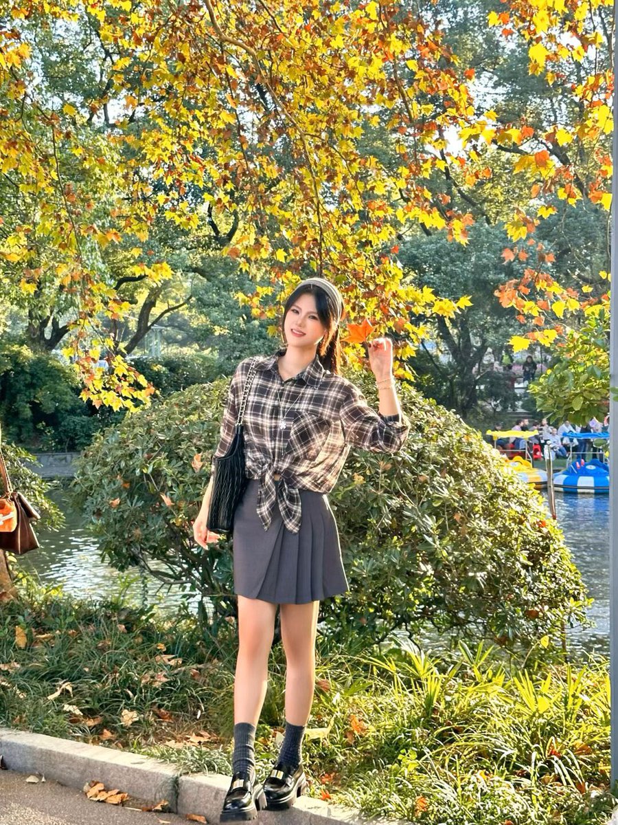xyun200's tweet photo. 05年女友 https://t.co/6Z2AFWf2xq
