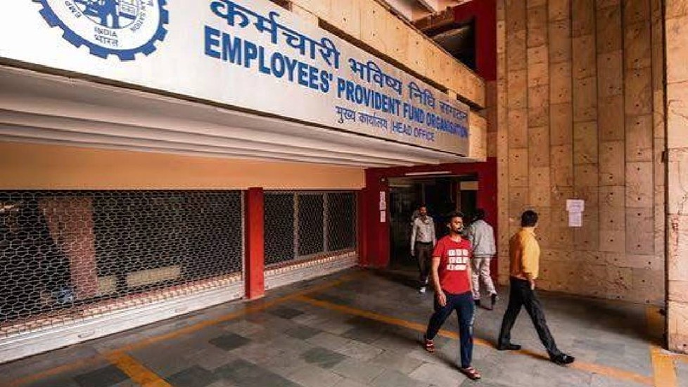 Khabarfast's tweet photo. EPFO का बड़ा फैसला...अब 25 हजार तक सैलरी वालों को मिलेगा PF कवरेज, लाखों कर्मचारियों को होगा फायदा
https://t.co/mYXuYxd5mB
#EPF #EPFONews #PFNews #EPFNewRule #Khabarfastdigita https://t.co/uxkgXyik3L