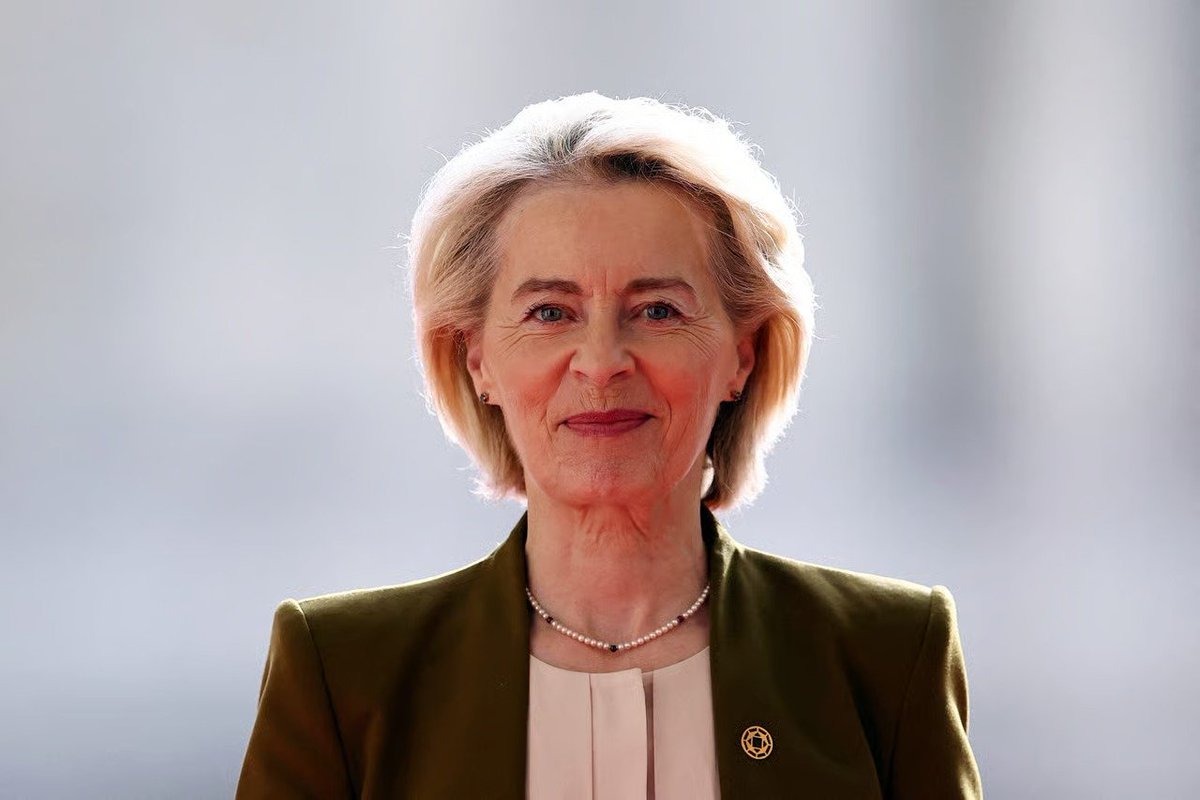 MarioNawfal's tweet photo. 🇪🇺 Ursula von der Who??

A POLITICO poll in France, Germany, and Spain found Ursula von der Leyen was both little known and little liked heading into the State of the Union speech she delivered earlier today in Strasbourg.

More than 1 in five French respondents said they did not know who she was. Only 12% in France said she was doing a good job. In Germany, 45% said she is doing a bad job, driven hard by AfD voters. 

About 1 in 10 across the 3 countries planned to follow the speech closely.

The survey of 2,000-plus adults per country ran Sept. 13-15. It covers three large members, not the whole EU.

Source: POLITICO / Writer: Jamie