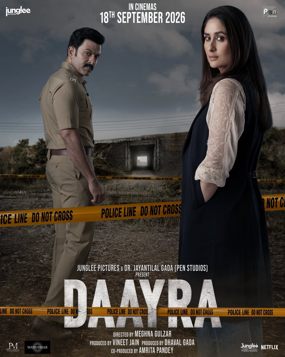 StudioFlicks's tweet photo. #Daayra Review - (Watched at Delhi Premiere Show - PVR Delhi) 

OG #Prithviraj is back. After a Long phase of disapointments, he is back with a bang. This time he doesn't flex his muscles but exhibits a colossal acting with emotional and expressiveness. #KareenaKapoor takes a cakewalk with her neat performance. 

The film starts on a slightly slow pace but gradually gains momentum. Well this isn't a mere thriller, but keeps hitting you emotionally in many places, especially in climax and the last shot in particular