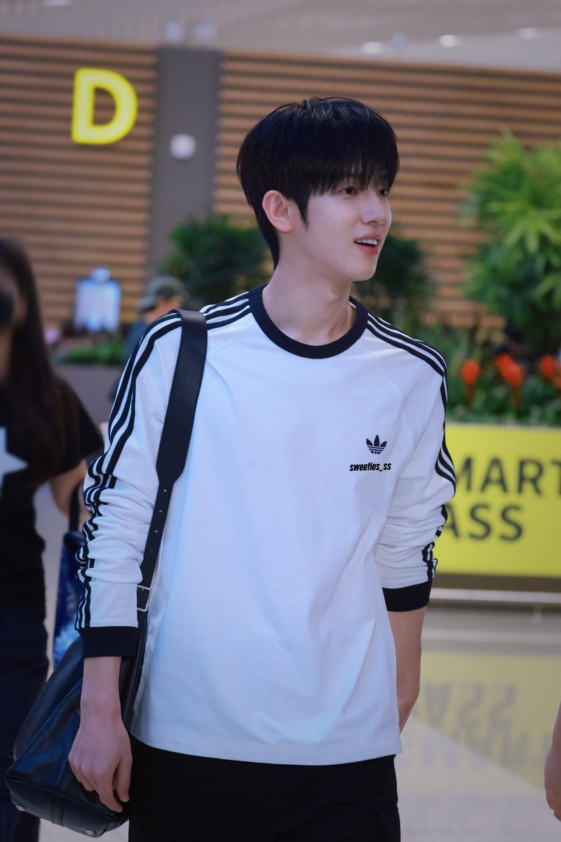sweeties_ss's tweet photo. #parksiwoo #박시우
#朴时宇 #검사실의제안

260916 인천 출국 https://t.co/Yinl1zFUgh
