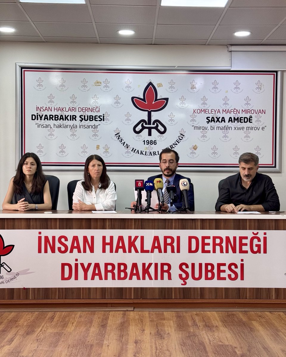 ihdamedsubesi's tweet photo. 🔴 2026 Yılının ilk 6 ayında Doğu Ve Güneydoğu Anadolu Bölgesinde Yaşanan Hak İhlalleri Raporu şube binamızda basın toplantısıyla kamuoyuna duyuruldu.

📌  En az 1.804 hak ihlali
📌   Kuşkulu ölümlerde 59 yaşam hakkı ihlali (38 kadın, 11 erkek, 10 çocuk)
📌  652 gözaltı, 123 tutuklama
📌 Düşünce ve İfade Özgürlüğüne Yönelik 399 hak ihlali
📌 İşkence Yasağına yönelik 77 Hak İhlali

🔗https://t.co/GwKGnJqeIK