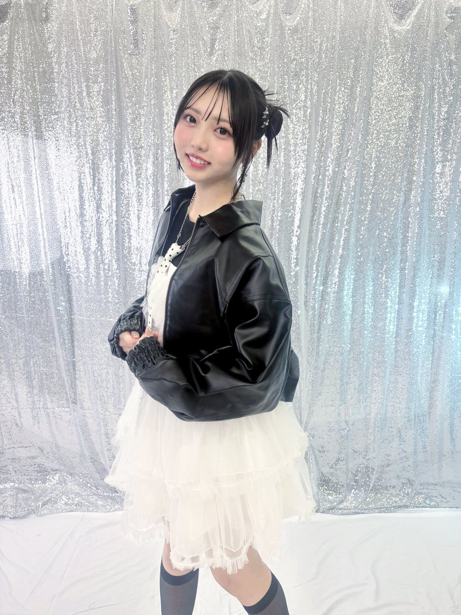 kurumi_ske48_'s tweet photo. #SCawaii! 本日発売です📚ᯓ★

ふわふわワンピース×レザージャケット
ドットのネクタイで甘辛コーデ👼🏻🎀
可愛くてとってお気に入りのコーデᲘ⑅𐑼⸝⸝⸝♡

こういう感じ好き~？꒰ ᐡo̴̶̷̤ · o̴̶̷̤ᐡ꒱✨️
#SKE48 https://t.co/x5h1MDXATi