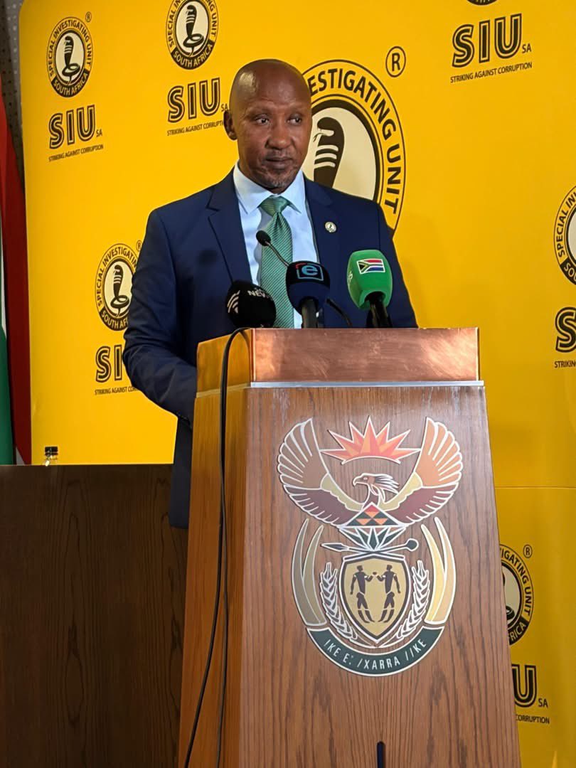 Abramjee's tweet photo. SIU: R58m Ekurhuleni land fraud uncovered:

The SIU says 208 of 221 municipal stands in Villa Liza, Ekurhuleni, were fraudulently transferred into private hands between 2018–2022 without Council approval.

The land was valued at R58m. The municipality received nothing.

A conveyancing firm allegedly used forged rates clearance certificates and powers of attorney. 

The SIU says 73 stands were acquired by the conveyancer and his associates, later resold for an average of R250,000 each.

The matter has been referred to the NPA, with 208 fraud referrals, while referrals were also made to the LPC, SARS and FIC.

SIU will approach the Special Tribunal to set aside the unlawful transfers and recover losses.

@RSASIU