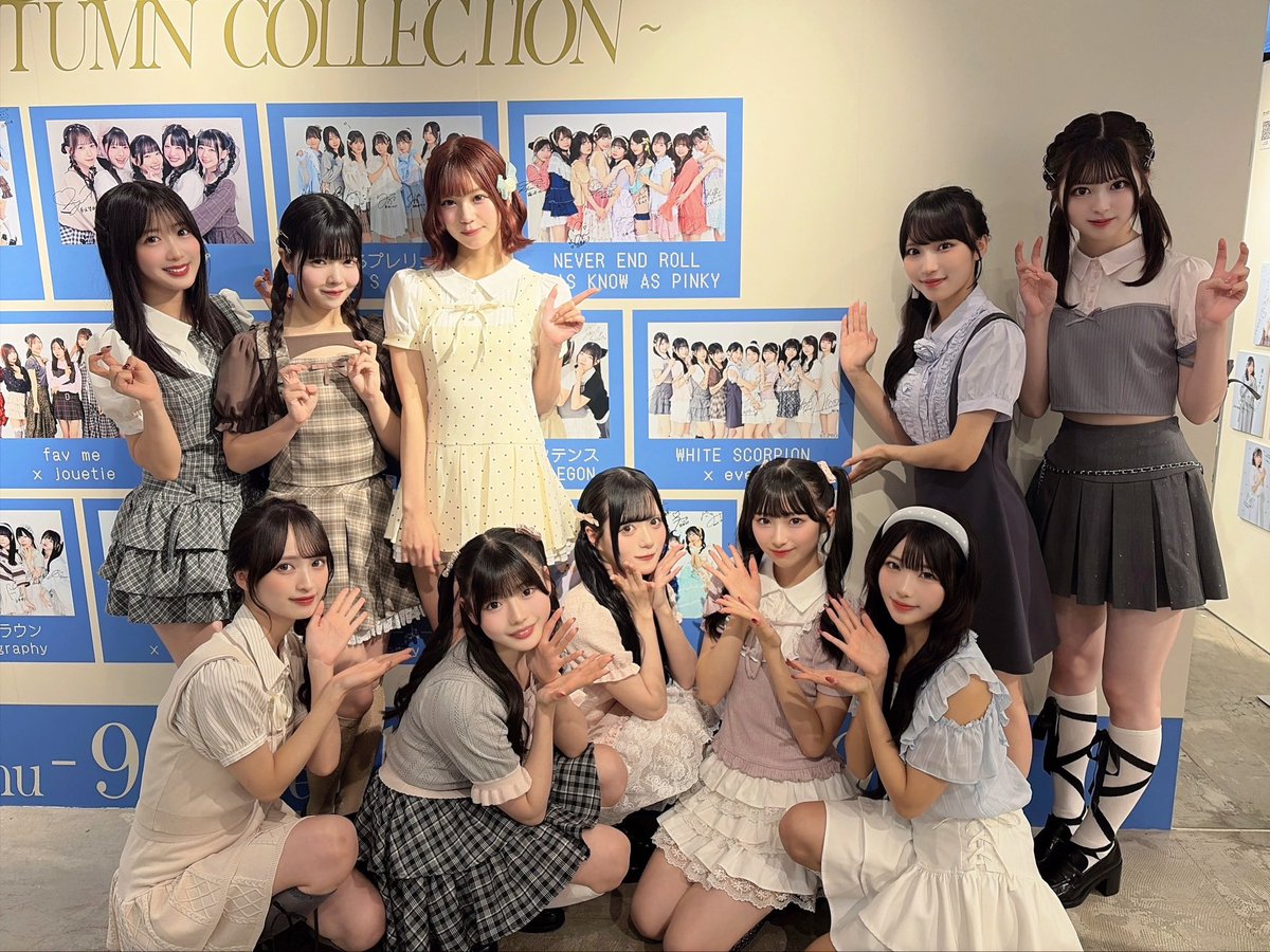 icondolllounge's tweet photo. ⸝⸝⸝♡ ラフォーレ原宿POP UP SHOPが開催中 ♡⸝⸝⸝

◤ POP UP SHOP BY iCON DOLL LOUNGE 2026 ～ AUTUMN COLLECTION ～ ◢

アイドル×ファッションブランドの夢の豪華コラボが実現中˗ˏˋ ‼️ ˎˊ˗
限定グッズの販売や特別なフォトパネルを展示中 ⊹₊⋆ 💌 ⋆₊⊹

⋆˖⁺⸝⸝⸝─────────────⸝⸝⸝⁺˖⋆
📢 ✧ 𝖭𝖾𝗐𝗌 ✧
／
✧˖° WHITE SCORPION   °˖✧ 様がご来店
👗 衣装： evelyn @evelyn_tokyo
👗 アクセサリー：PARISKID'S @PARISKIDS、Lattice&Lessignes @LatticeLes

ブランド衣装着用のイベントはファン必見🤍
＼

なんと！店頭に展示中の限定フォトパネルに、メンバーの【直筆サイン】をいただきました⋆͛📢⋆
ぜひラフォーレ原宿5Fの店頭で、貴重なサイン入りパネルをチェックして✧˖° 🕊 ˖°✧

- - - 💡 𝖨𝖭𝖥𝖮 💡 - - -
こちらの限定フォトパネルは、公式通販サイトにて期間限定で【WEB受注販売】を行っております🛒💨
遠方の方も、店頭で実物を見た方も、この機会をお見逃しなく！

🛒ご購入はこちら👇
https://t.co/5yr2yHvVtE

#icondolllounge #WHITESCORPION #ラフォーレ原宿