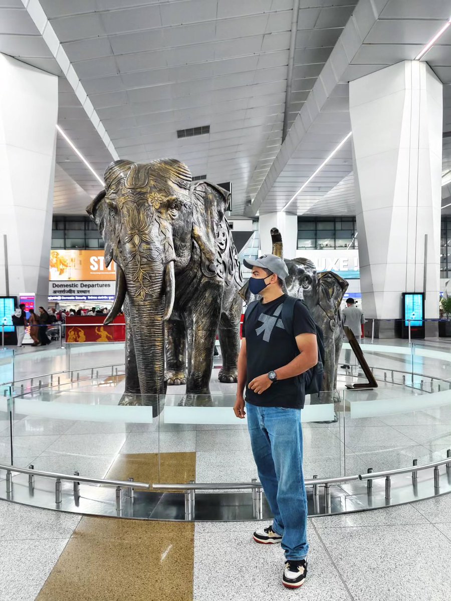 RaisaGlantpy's tweet photo. Trained for the grind, ready for takeoff. https://t.co/qCEvhPUzQE