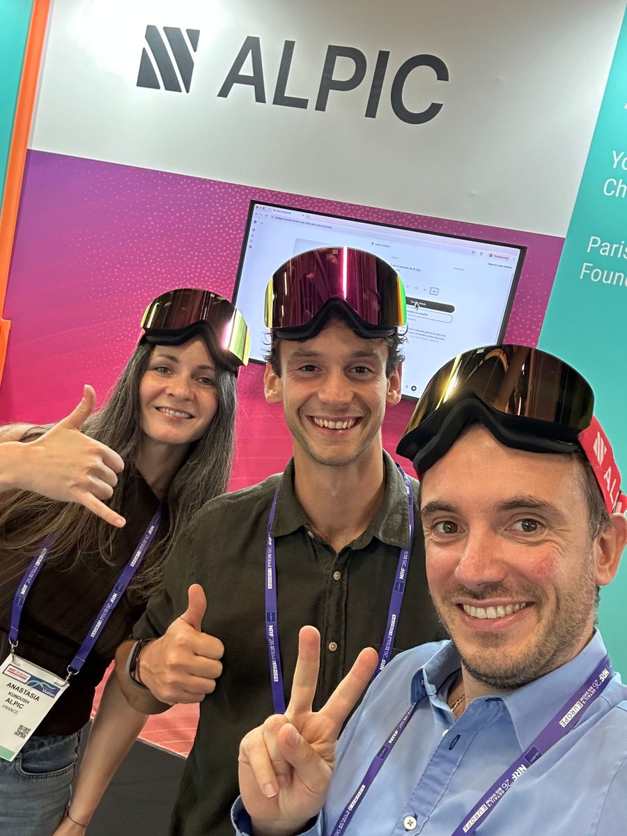 alpic_ai's tweet photo. Live from @NRFeurope ! 

There's still time to meet the team to see what the shopping experience can look like when buyers ask AI assistants for advice.

Look for the ski goggles in the Innovator Showcase! https://t.co/d3SCcbEfTy