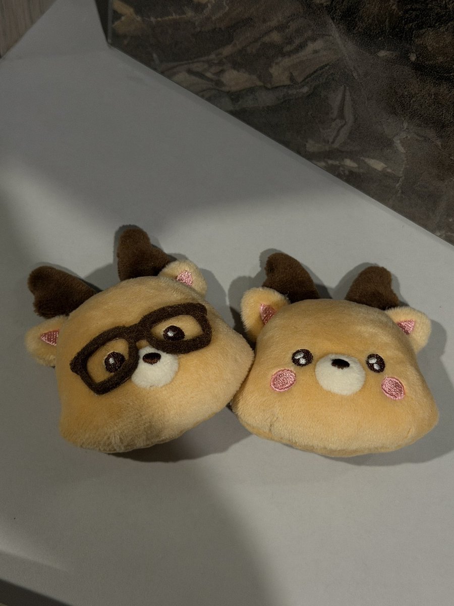 bagelheartly's tweet photo. wts/พร้อมส่ง

ซองชาน เข็มกลัด อูรักบัม แว่น ไม่แว่น
ตัวละ 430 บาท (ส่งฟรี) 

สนใจ dm 🩶
#ตลาดนัดriize #ตลาดนัดน้องข้าว https://t.co/yUIUs8Xkj2