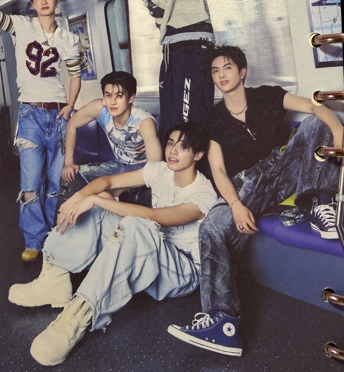 mumumay_'s tweet photo. คนไม่มีไหล่ให้พิงก็ลำบากหน่อยเน้อะ 😇🤲🏻 https://t.co/lVEvXmeOFh