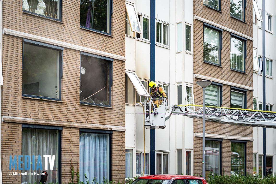 Grote brand in appartementencomplex op de Bevelandsestraat in Rotterdam