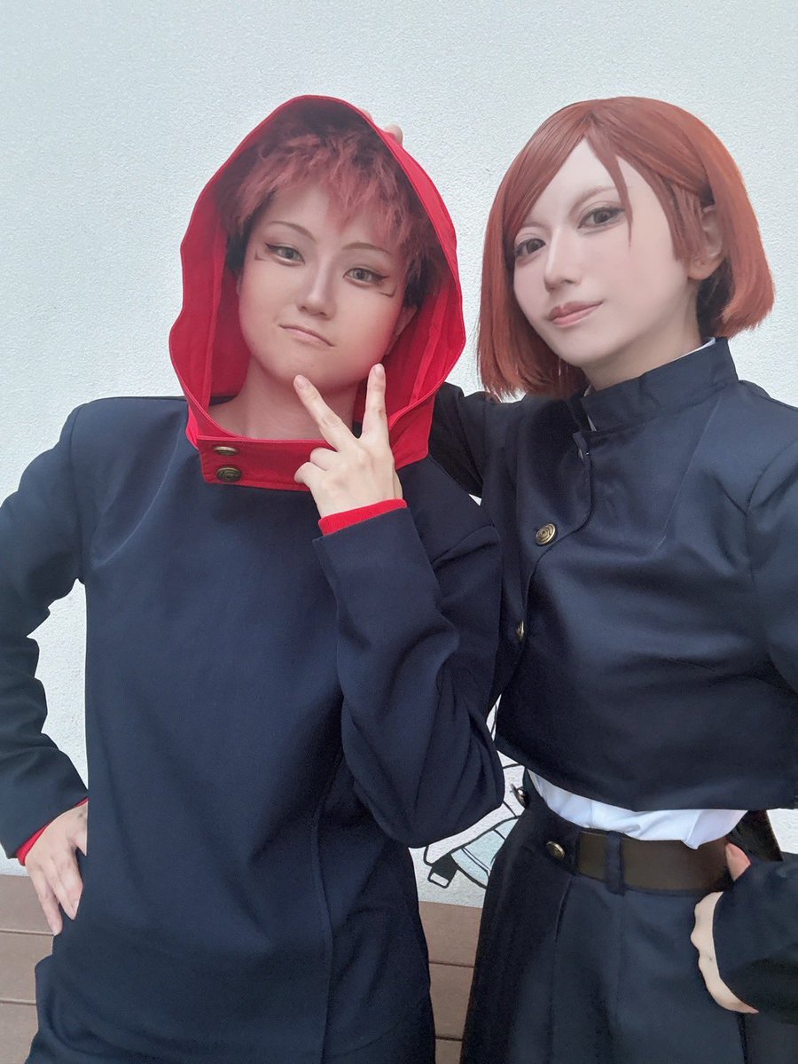 GrjrFm's tweet photo. ⚠︎︎コスプレ⚠︎︎
呪術廻戦/虎杖悠仁＆釘崎野薔薇

餅永さん(@mochi_naga_ )の釘崎と一緒にイベント周りました！
ありがとうございました！
3枚目はおふざけ🐯🔨
 #こすおふ静岡 https://t.co/rNF4i7Eb8I