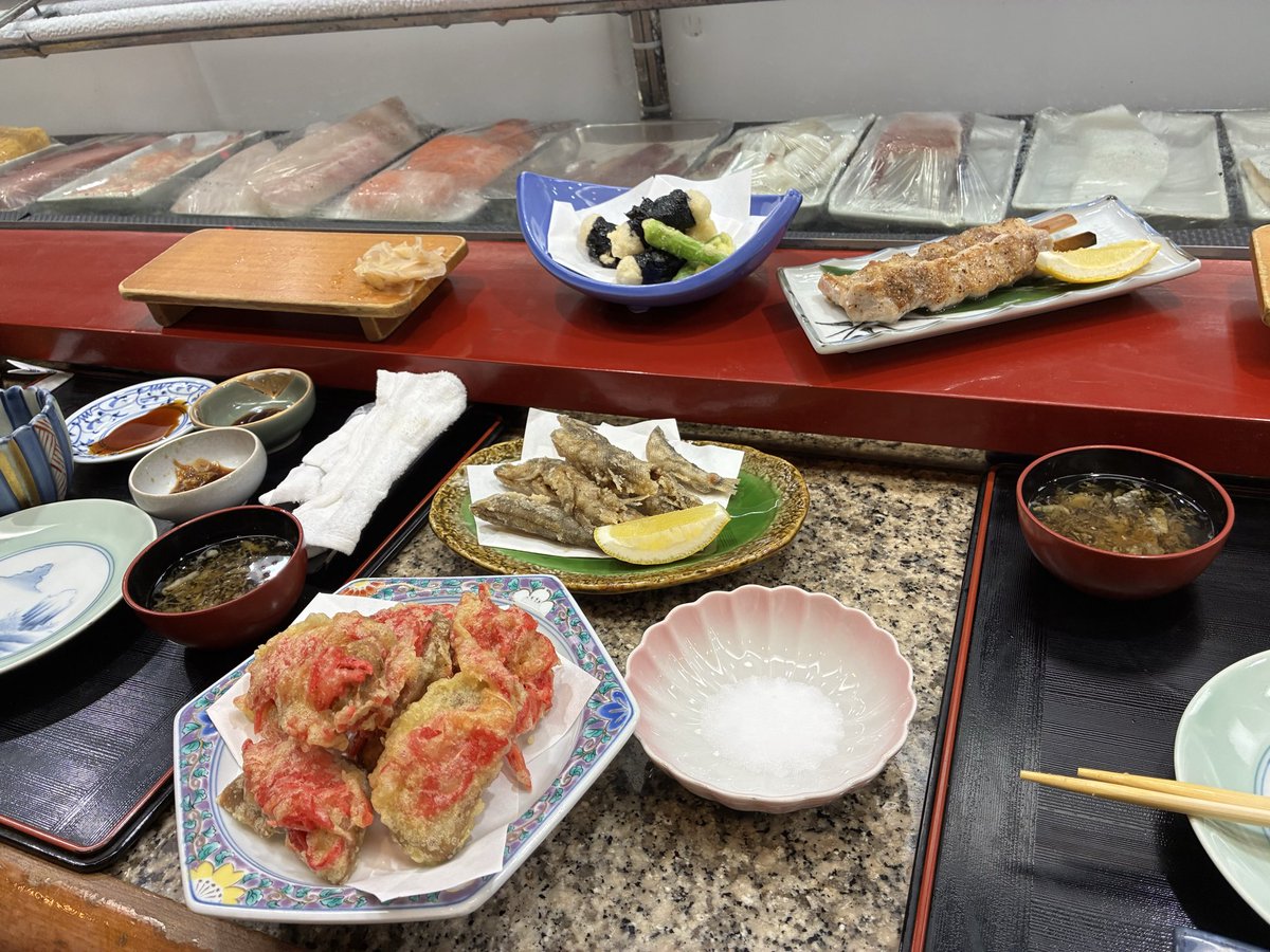 yuraha_panda's tweet photo. こういうお店で毎日ご飯食べたい https://t.co/0Db70xPa4s
