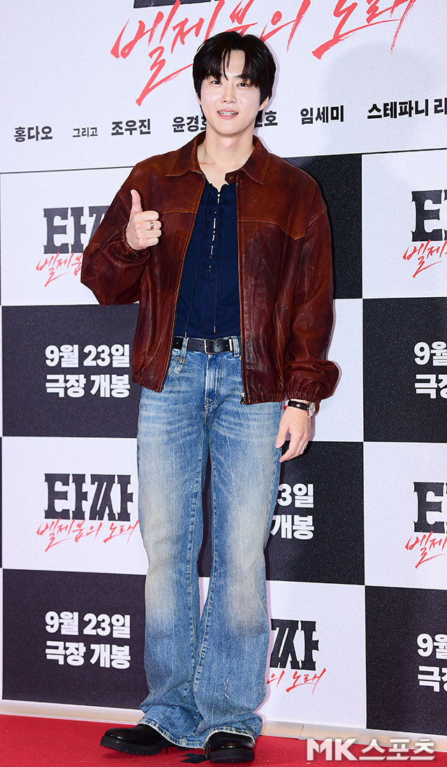 knockknock0408's tweet photo. SUHO https://t.co/JMVy5Aukly