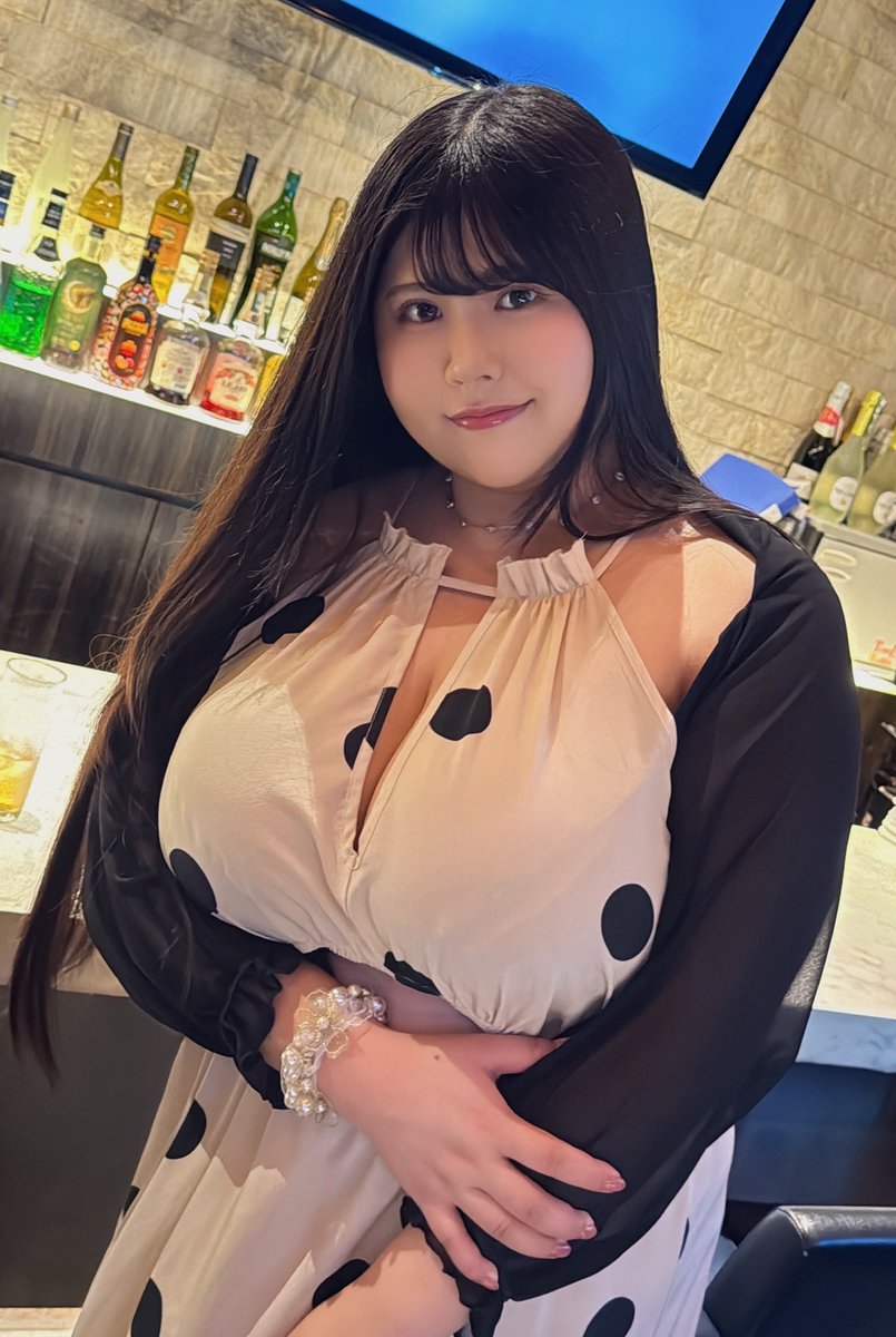 BobbiGrettld's tweet photo. 我这小胖妞到底算微胖还是大码美女呀 https://t.co/2yYbSR2Wq7