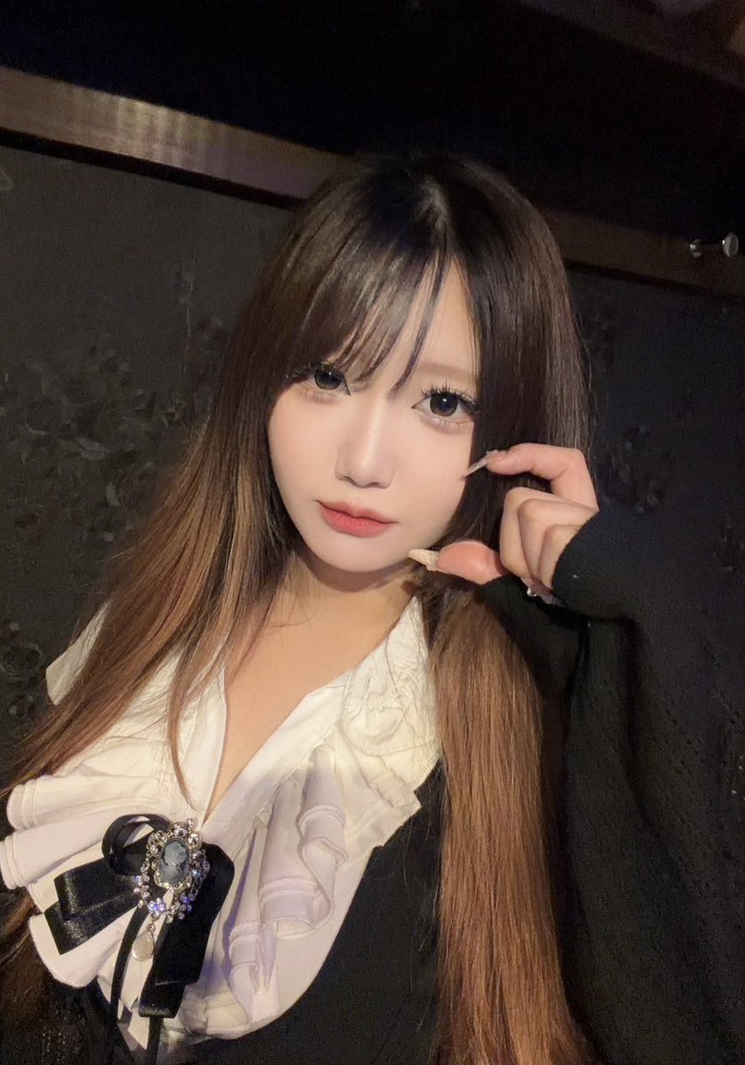 nanase7979's tweet photo. 雨だけどいます！
来店と遠隔ほんとにくだちー、

 #自撮り界隈  #コンカフェ  #コンカフェ営業 https://t.co/UlVUs4JAWM