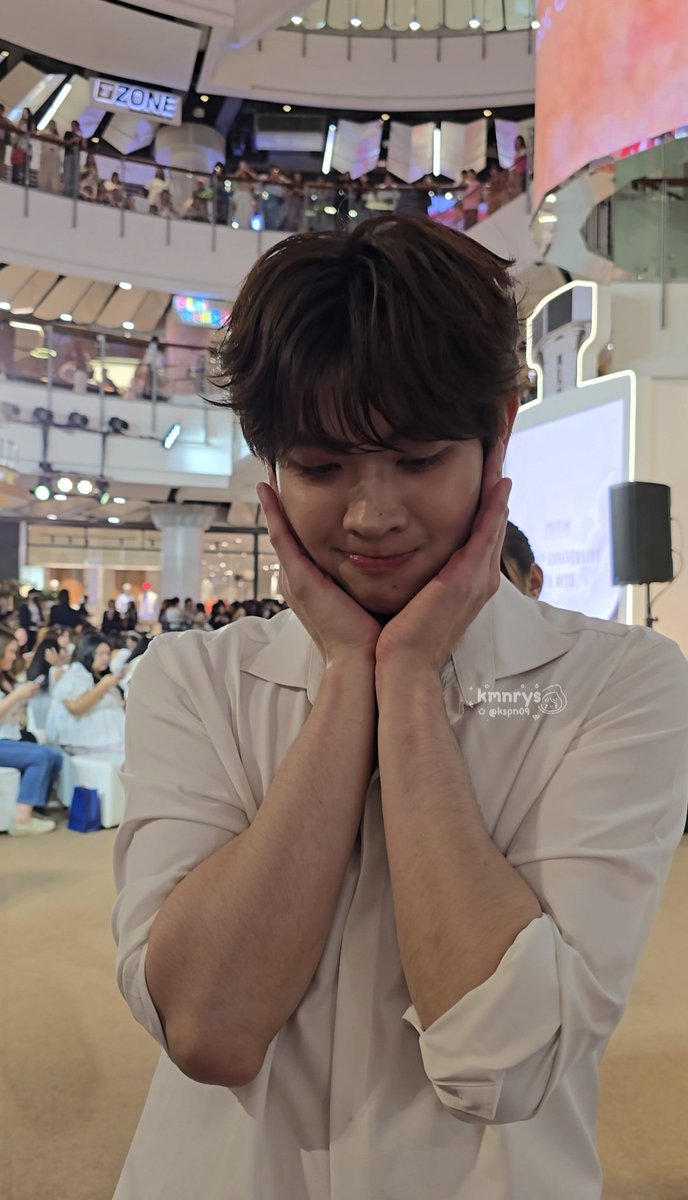 kspn09's tweet photo. หายป่วยแล้วคับ ยาใจของพี่🤭😋

#MITHxTleFirstone 
#The11thAnniversaryWithMITH https://t.co/FBCYx1yP4g