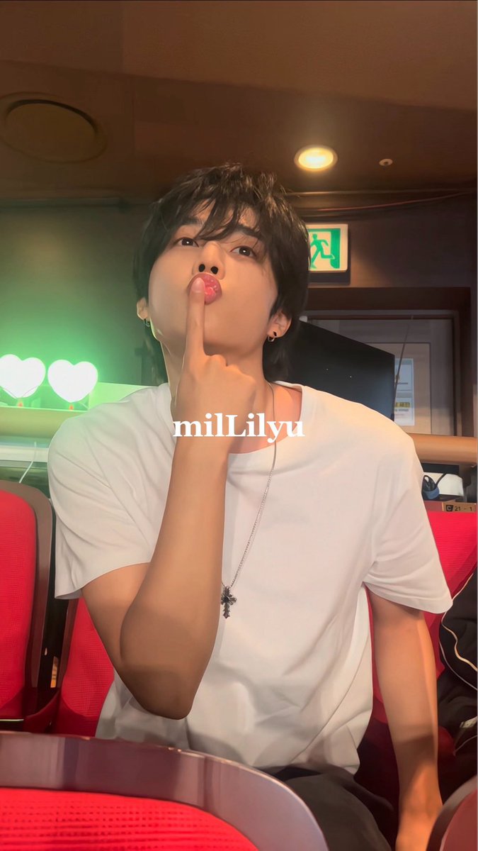 luvscrunchie's tweet photo. 푸하핰 너무 귀여워!!! https://t.co/NHvrBlhnlp