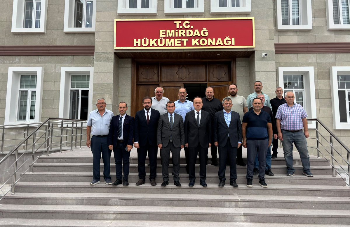 EmirdagKaymakam's tweet photo. Kaymakamımız Adem Topaca, Konya AK Parti Milletvekili Mehmet Baykan, Emirdağ Belediye Başkanı Serkan Koyuncu, Emirdağ İlçe Başkanı Emrah Mola ve beraberindeki heyeti makamında kabul etti.

https://t.co/PWriehZl8K https://t.co/njA9842d2L