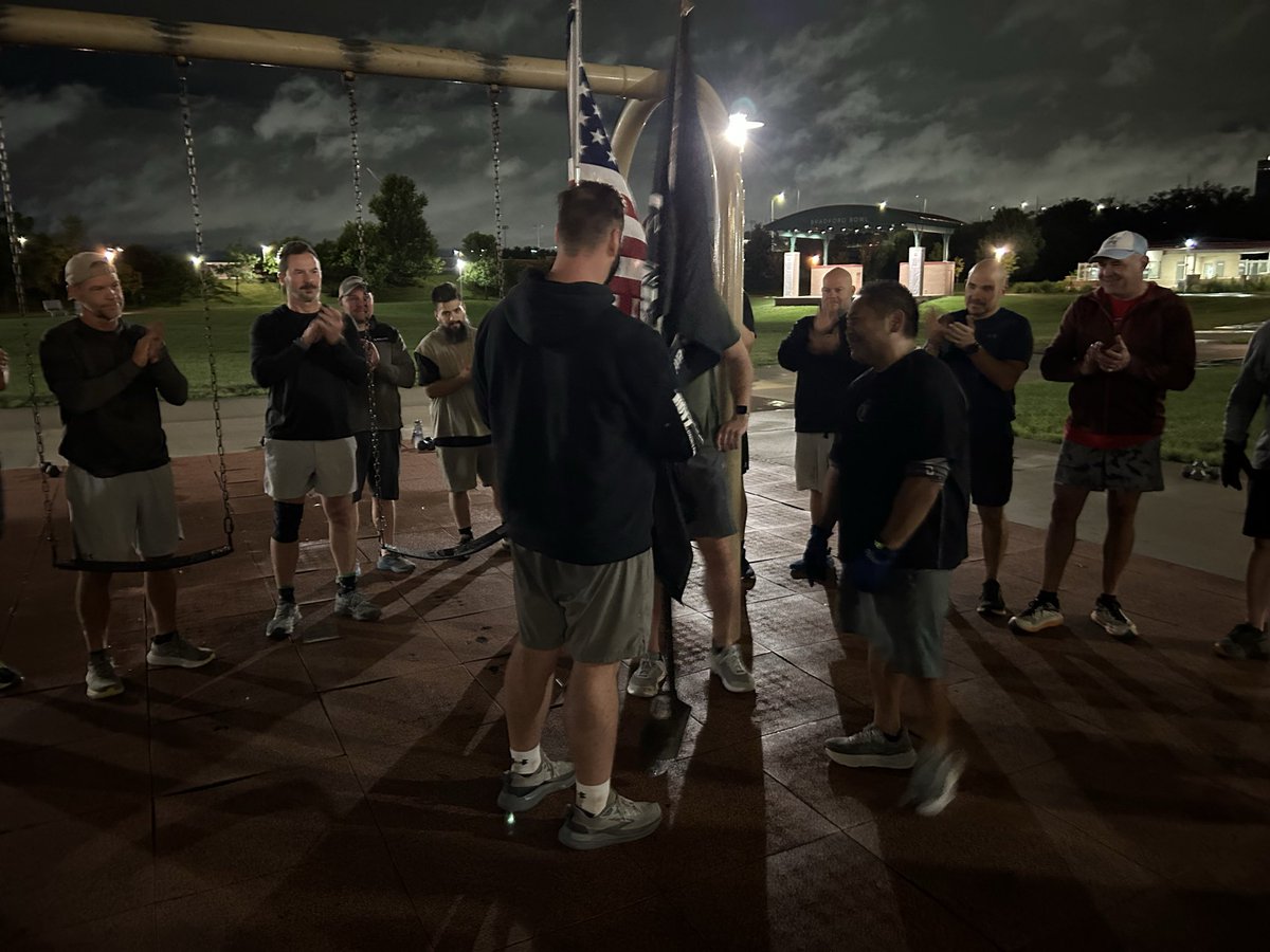 F3Omaha's tweet photo. The leadership torch @f3_heavymetal has officially been passed!

Thank you Veggie Straw and Bloodshot for your teamwork  leadership and massive muscles

Thank you Ghost for accepting the 🇺🇸 and your continued acceleration toward leadership 

#shovelpass
#FreedToLead https://t.co/wZJmDPaMxT