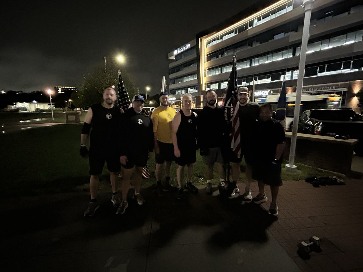 F3Omaha's tweet photo. The leadership torch @f3_heavymetal has officially been passed!

Thank you Veggie Straw and Bloodshot for your teamwork  leadership and massive muscles

Thank you Ghost for accepting the 🇺🇸 and your continued acceleration toward leadership 

#shovelpass
#FreedToLead https://t.co/wZJmDPaMxT