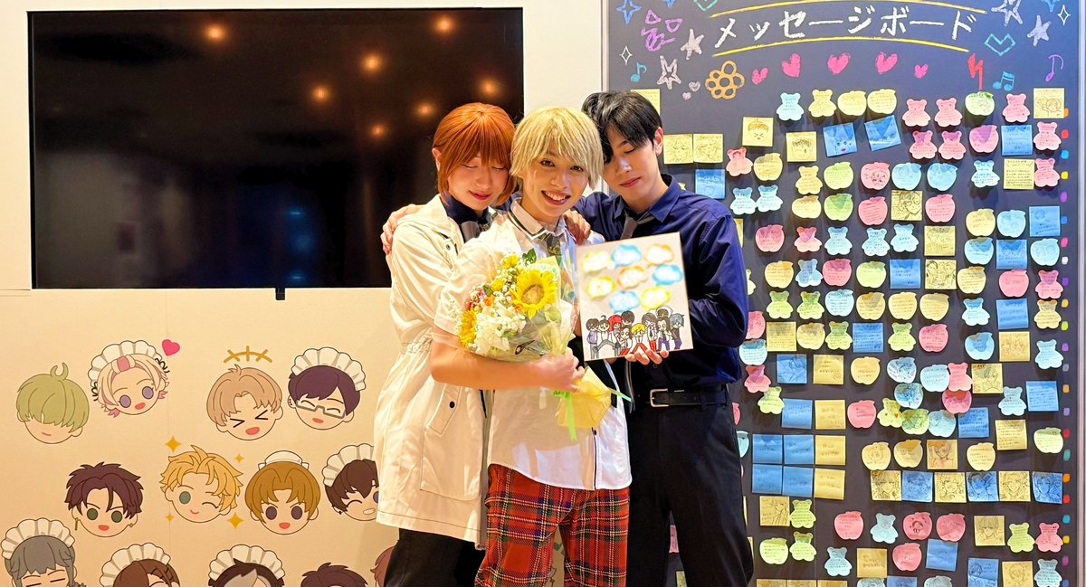 aoppella_kouhou's tweet photo. 🎉アオペラCAFE都立蓮雀高校創立祭🎉
無事に最終日を迎えることができました。
たくさんのご来店、誠にありがとうございました

皆さんと笑顔で過ごした時間は、
広報部員一同にとってかけがえのないものです

次回の #アオペラ カフェは大阪✨
またお会いできる日を楽しみにしています！ https://t.co/HLjuXL22CN