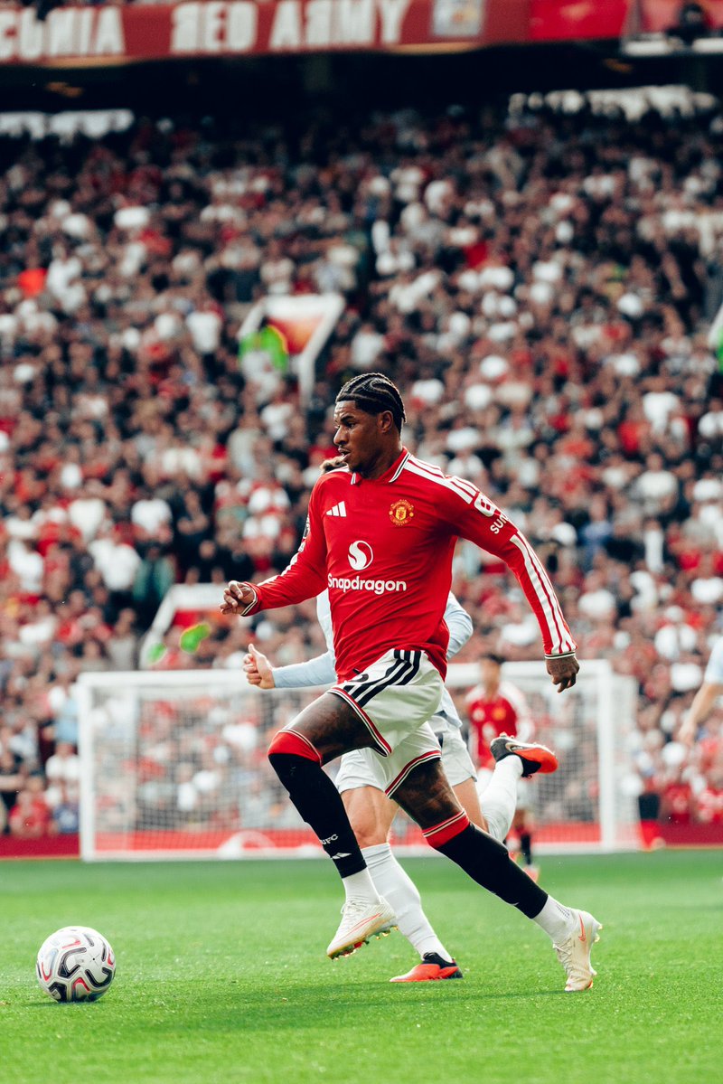 UTDcastellano's tweet photo. 🇾🇪 ¡Hoy juega Manchester United! 
Desde las 16:00, hora de Argentina, vs. Brighton por Carabao Cup #GoUnited! https://t.co/9TgVcKGIZP