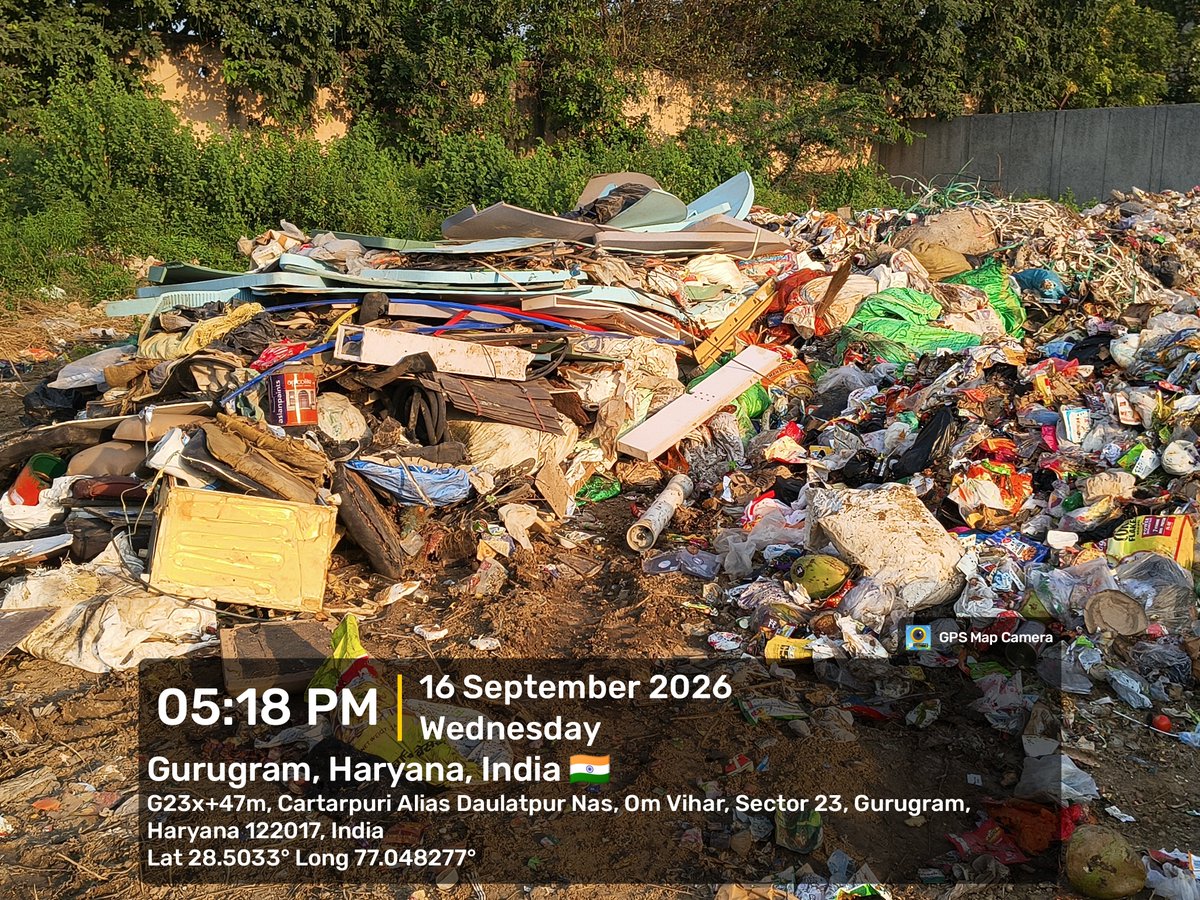Bhawani4Gurgaon's tweet photo. MCG violates all rules in SWM policy 2016/2026. Creates secondary dumping point in residential HSVP Sec23A, bringing in garbage from over 1 lakh residents &amp; commercial units. @SwachhBharatGov @MoHUA_India @ulbharyana @cmohry @NayabSainiBJP @PMO @CPCB_OFFICIAL @narendramodi https://t.co/uvmbc1bSX3