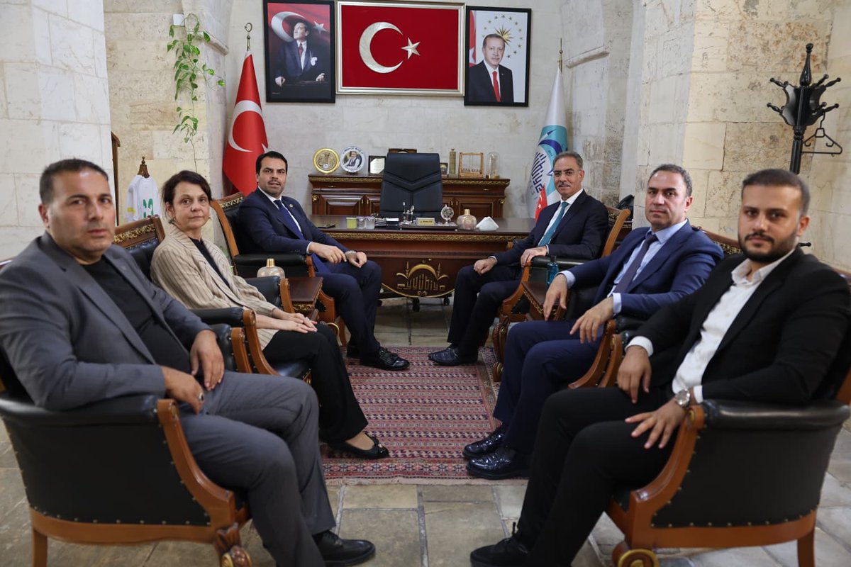 mehmetkusnet's tweet photo. AK Parti MKYK Üyemiz, Tekirdağ Milletvekilimiz Gökhan Diktaş’ın Belediyemizi ziyaretinde, Eyyübiye’mizde tamamladığımız, yapımı devam eden ve hayata geçirmeyi planladığımız yatırımlarımızı değerlendirerek kendisine çalışmalarımız hakkında bilgi verdik.

Nazik ziyaretleri ve ilçemize gösterdikleri yakın ilgi dolayısıyla Sn. Gökhan Diktaş’a, İlçe Başkanımız Süleyman Elgün’e ve kıymetli teşkilat mensuplarımıza teşekkür ediyorum.