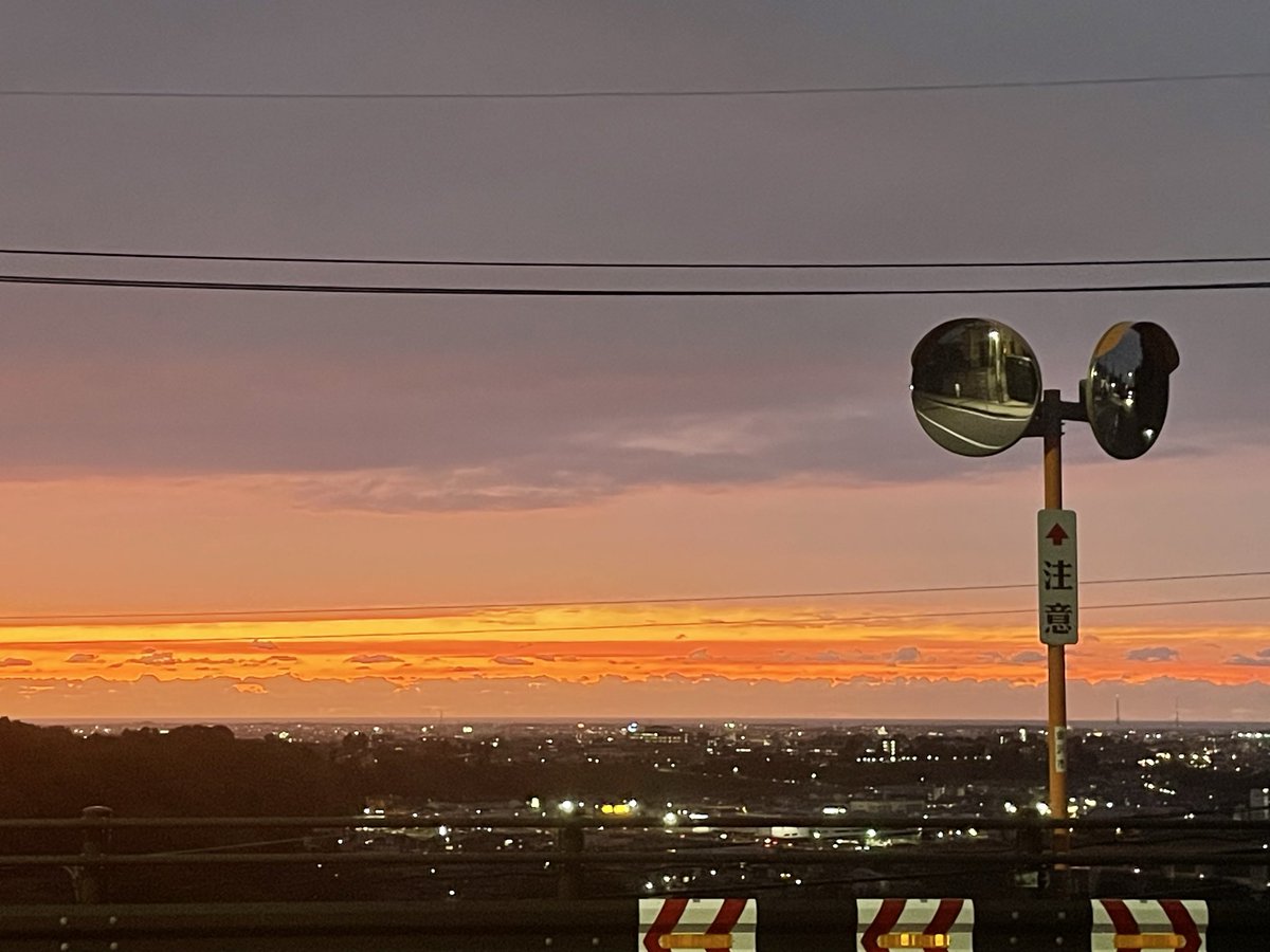 NaoHayashi's tweet photo. 土清水から金沢の夕景。 https://t.co/51AfRwx82E