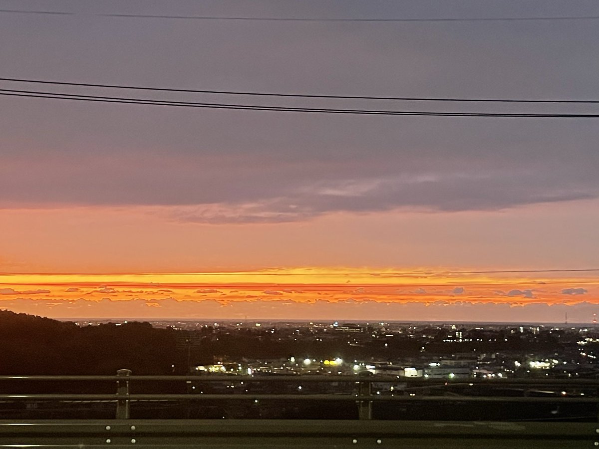 NaoHayashi's tweet photo. 土清水から金沢の夕景。 https://t.co/51AfRwx82E