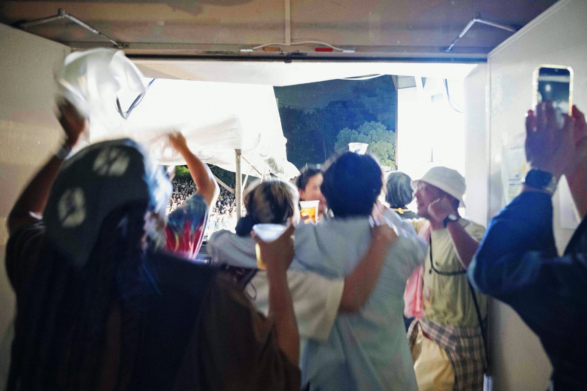 hoon_jp's tweet photo. !!!𝐓𝐇𝐀𝐍𝐊 𝐘𝐎𝐔!!!
2026.09.13(SUN)
FLAKE RECORDS 20TH ANNIVERSARY
@ 大阪城音楽堂

With...
Tempalay
んoon
Riddim Saunter
group_inou
ASIAN KUNG-FU GENERATION

そこにいるみんなが笑ってた
愛がつまりにつまった最高の祭でした

ダワさん、まじでおめでとう
通風注意で30THへ！

本当にありがとう！
@DAWA_FLAKE @FLAKE_RECORDS 

Photo： @Natsucosmo