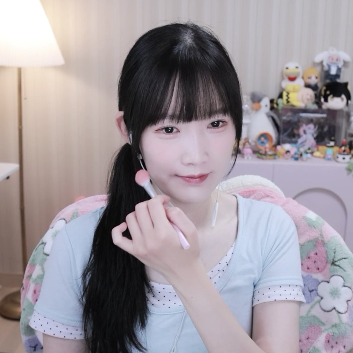 U__RANG_'s tweet photo. 확신의 쿨톤 https://t.co/6mOcr1g4wt