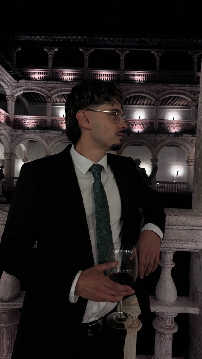 pfernan95dev's tweet photo. I'm 30

Software engineer and builder from Spain.

I love building iOS apps, gaming and football.

Looking to connect with more builders and founders🤝 https://t.co/7ubuR8w3Ky