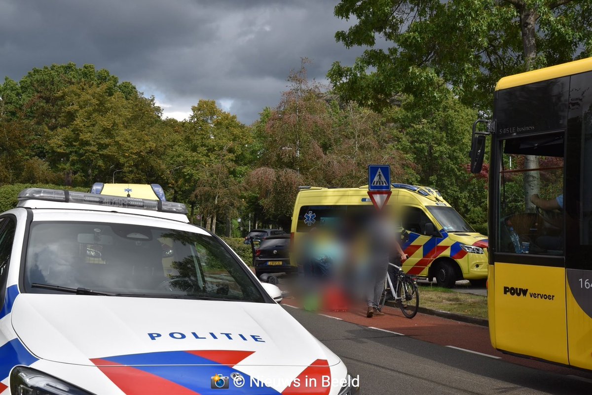 Ongeval tussen scooterrijder en auto in Amersfoort