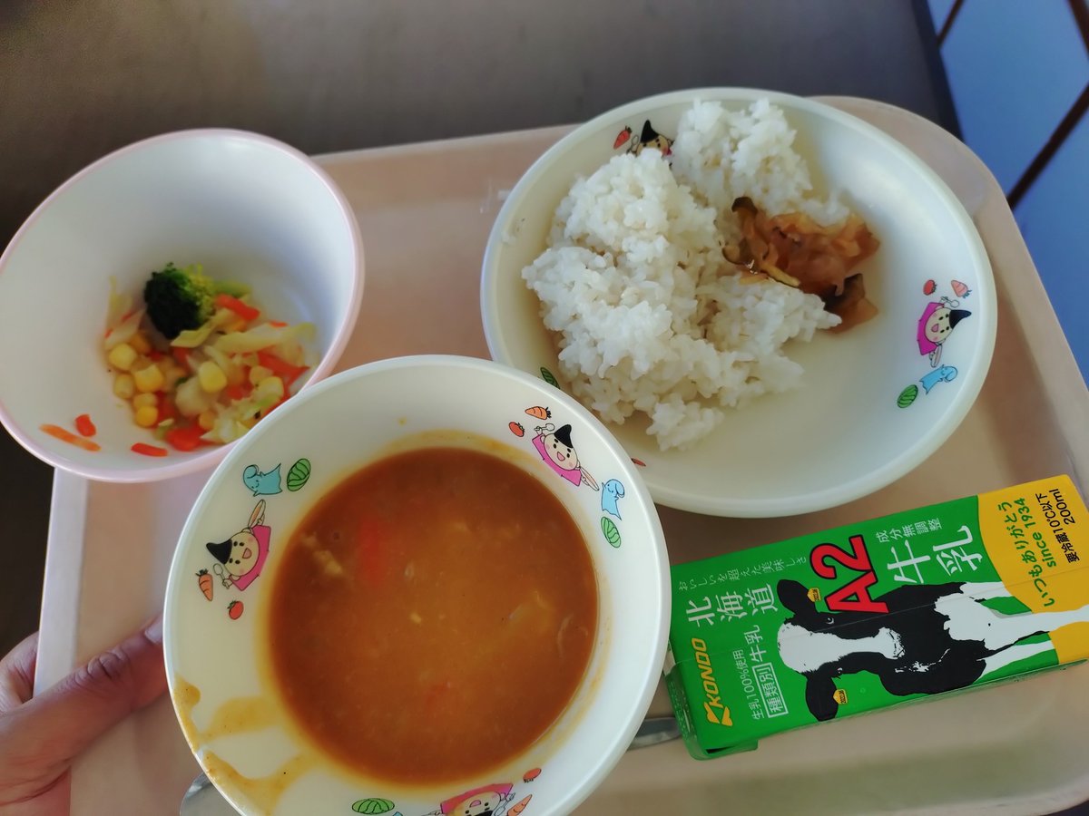 smilexissue's tweet photo. 今日は月1回の学校支援。6コマ中6コマ体づくりの授業実施。
新しくやったクラスもあり、定期的に介入しているクラスもありました。

定期的に入っているクラスの子たちは心身の動きは成長していて、体の動きも良くなり、取り組み方も前向きになっている。
ここを数値化していけるとよりよいけど、そのタイミングが難しい😰

初めてのクラスはやはり戸惑いが多い。でも『楽しかったー。』で終わるのが自分の体づくりの授業。

安心して失敗して、悔しい思いもしながら、チャレンジできる場があることが、すごく大切だと思う。

来月からも引き続き支援をしていく。

今日の写真は前に撮ったやつです。

#小学校に理学療法士
#学校作業療法
#学校支援
#スクールトレーナー
#理学療法士
#言語聴覚士
#先生のみかた
#子どものみかた
#みんなのみかた
#不器用
#居場所づくり
#身体作り