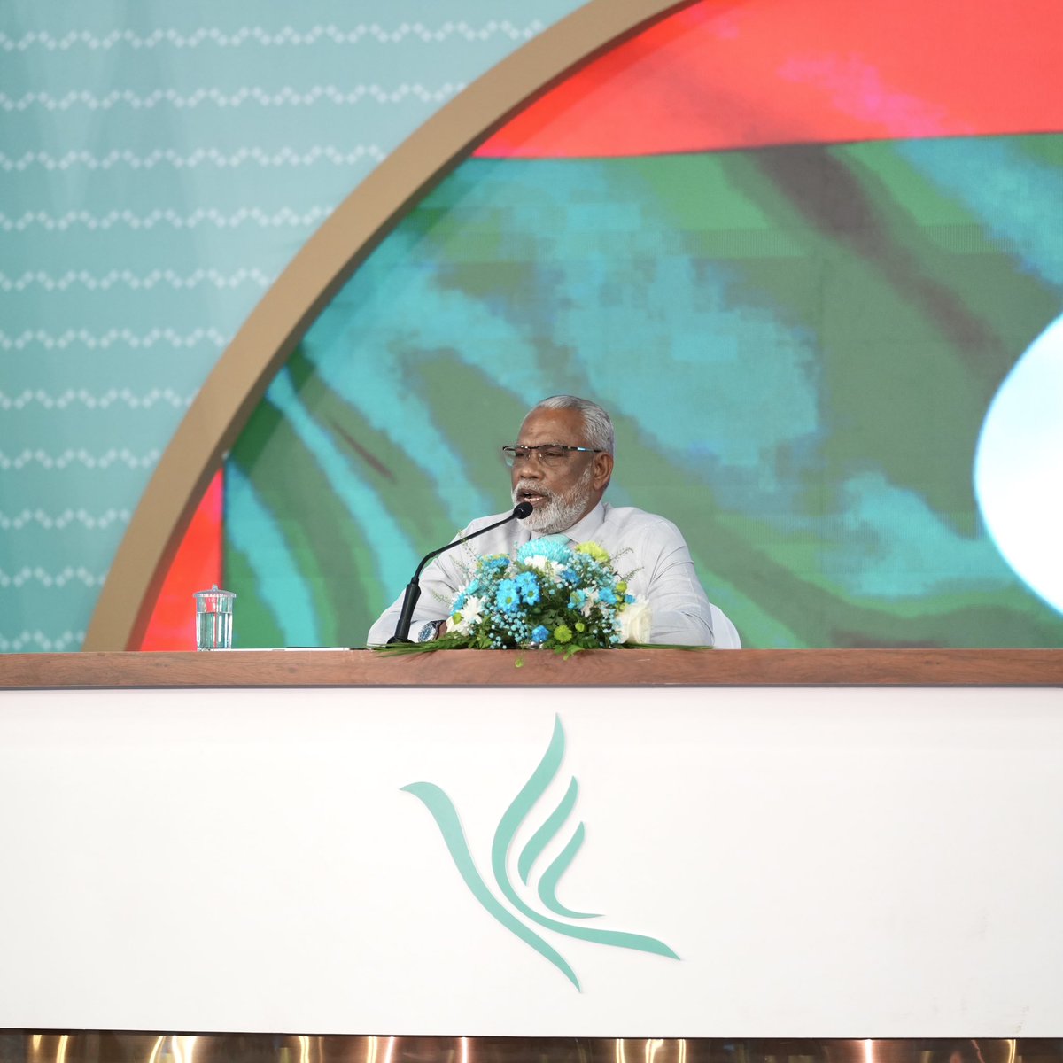 peoplesidemv's tweet photo. ކޮންގްރެސް ފޯރި 2026

#PNCCongress2026
#DhiveheengeRaajje https://t.co/10Wt4OFLiD