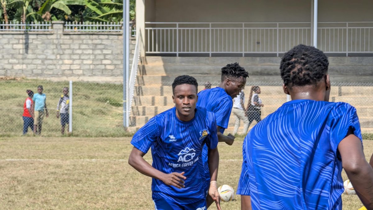 TeamMbararaCity's tweet photo. Ready charged for the battle ๐
#MBRUPPC | #StarTimesUPL | #ankolelions https://t.co/gDVaEloMLp